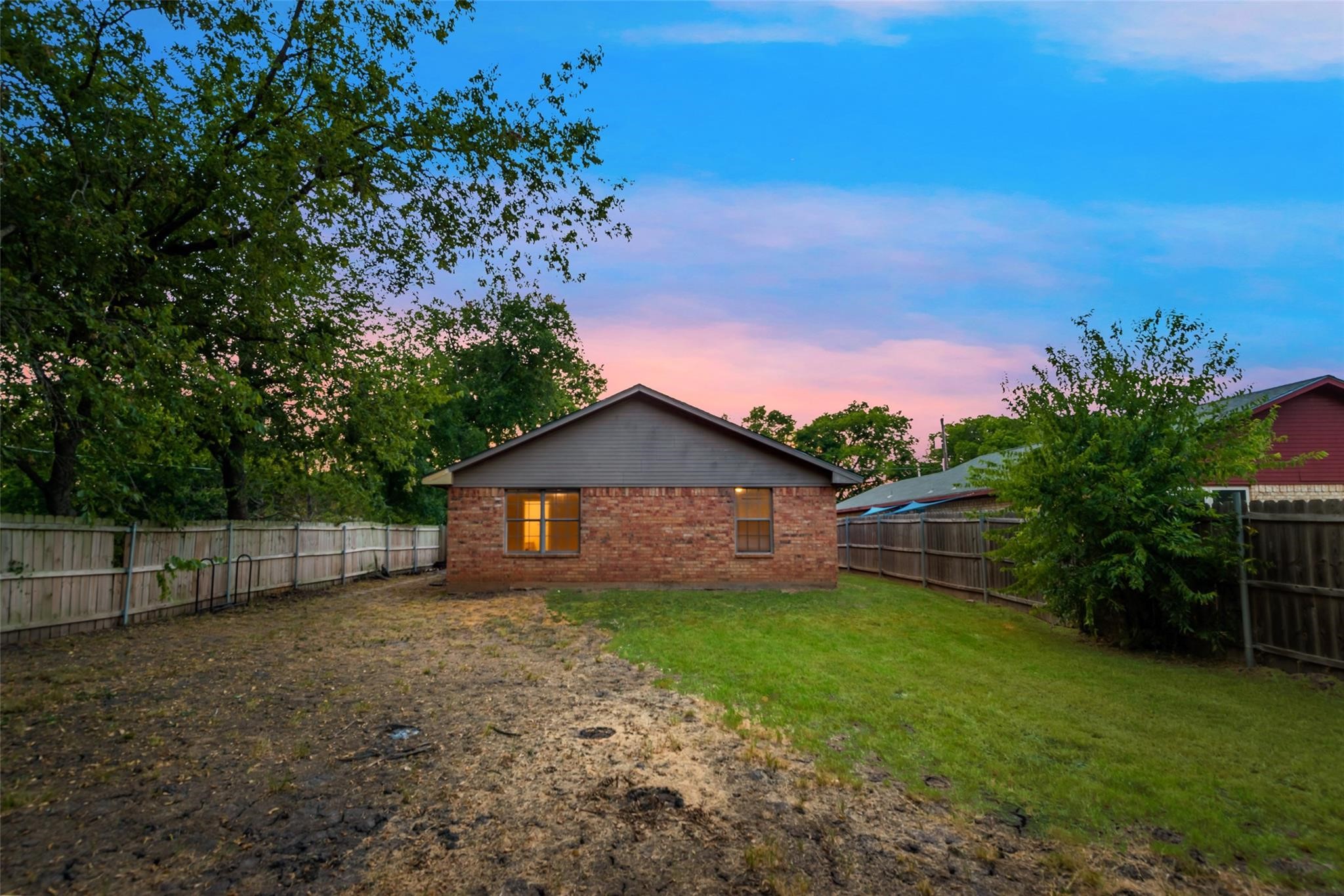 609 Houston Street Pottsboro TX 75076