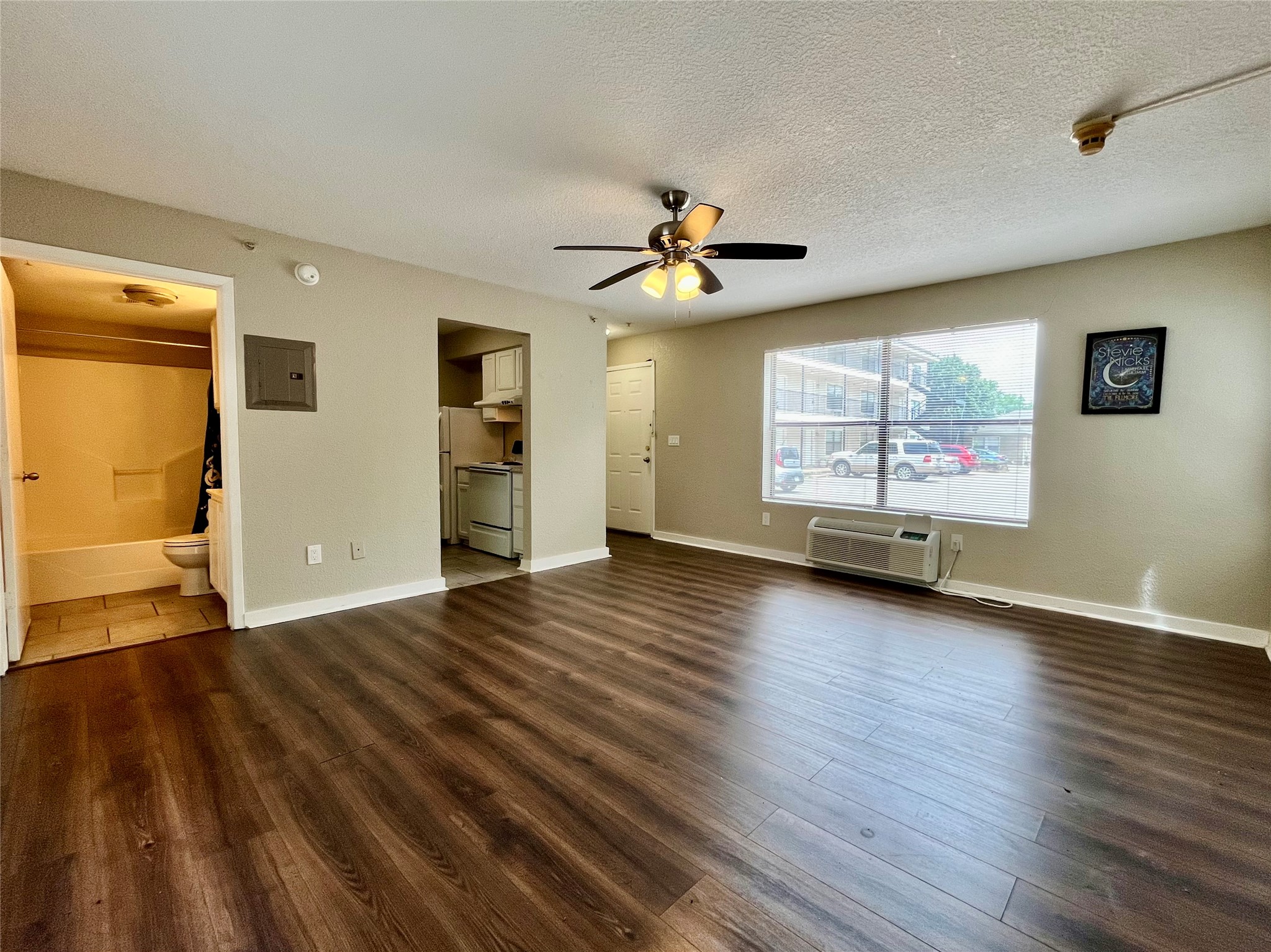 701 W Sycamore Street Denton TX 76201