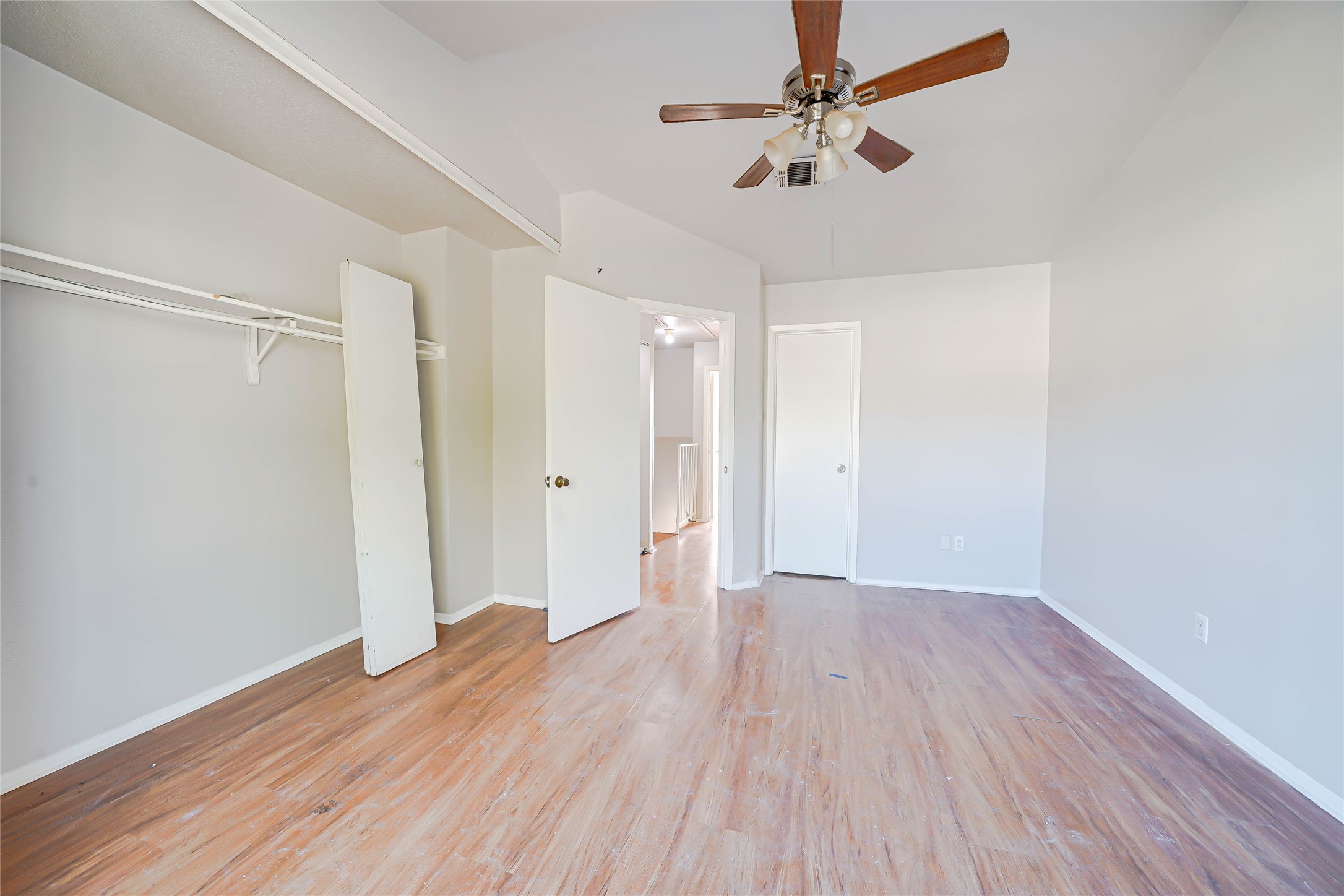 633 Carriagehouse Lane Garland TX 75040