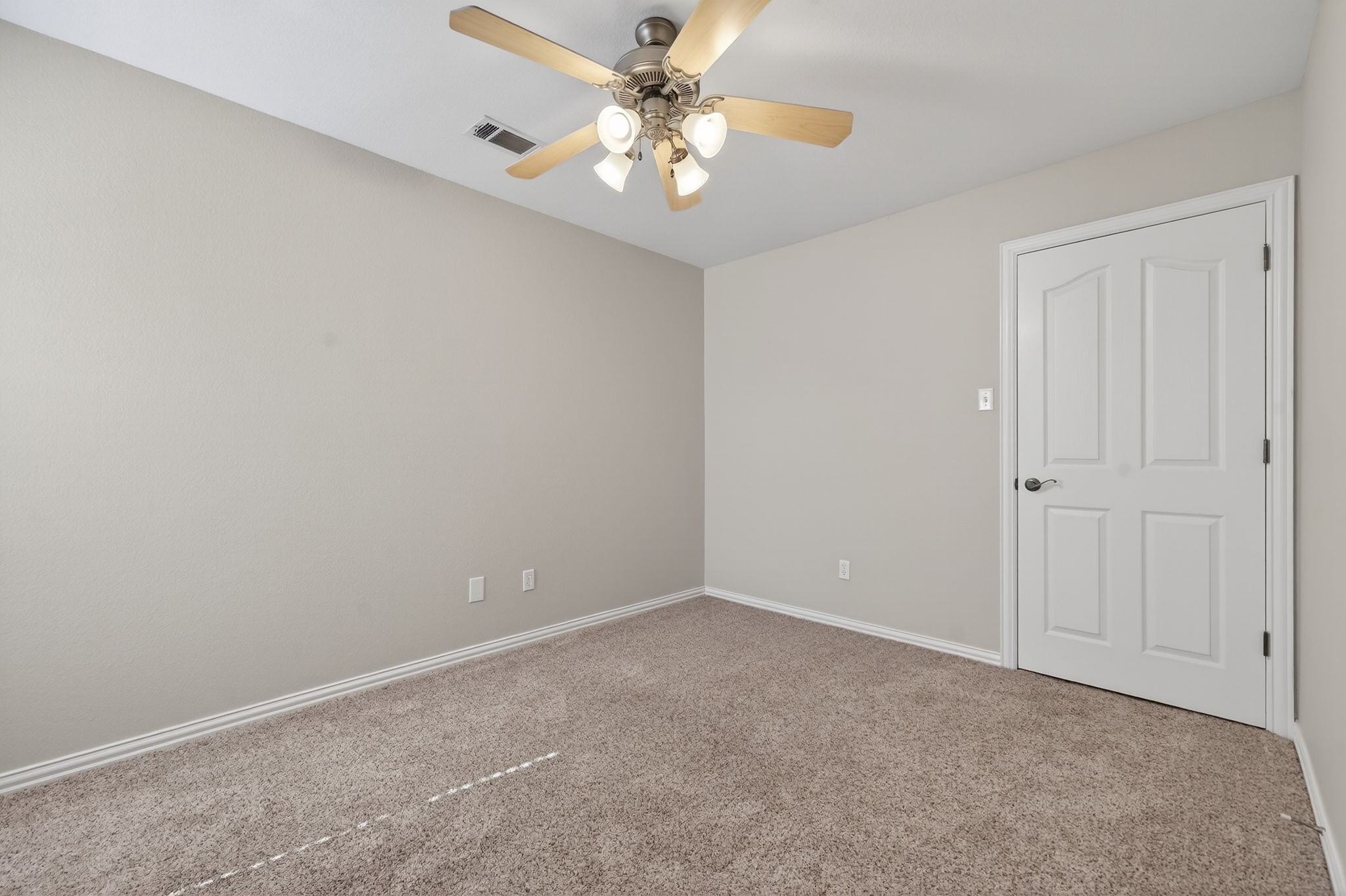 512 Oakridge Drive Greenville TX 75402