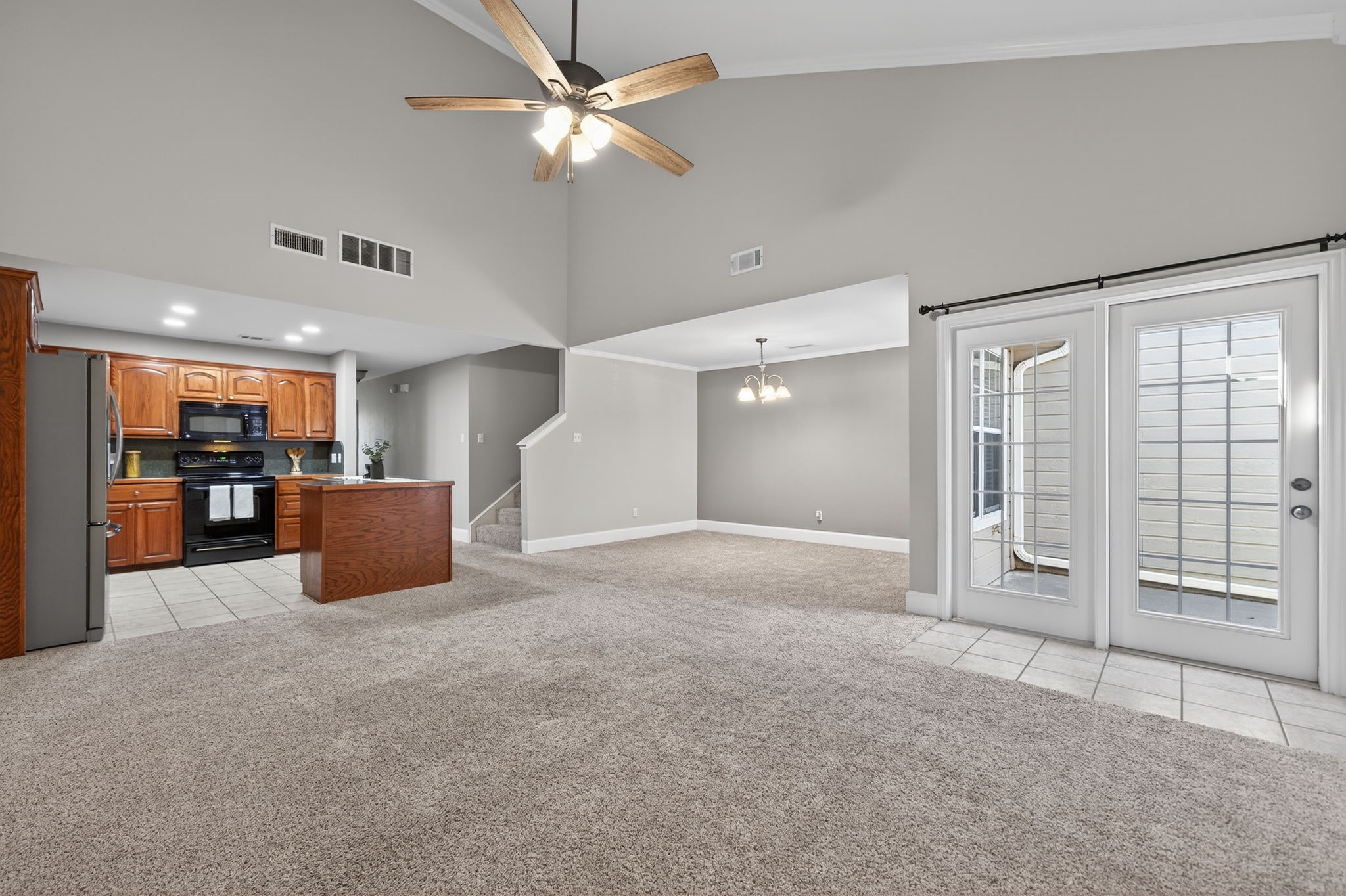 512 Oakridge Drive Greenville TX 75402