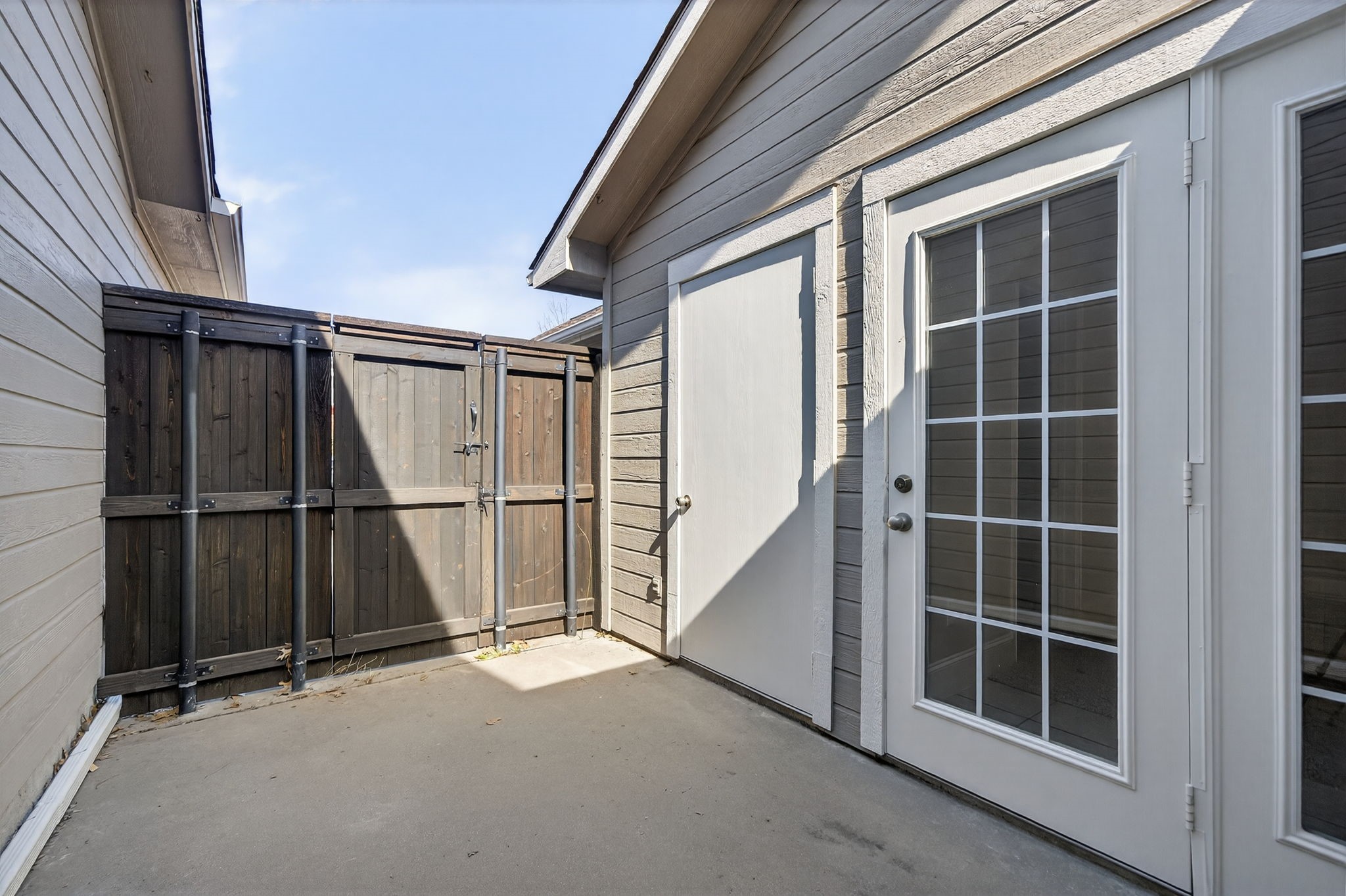 512 Oakridge Drive Greenville TX 75402