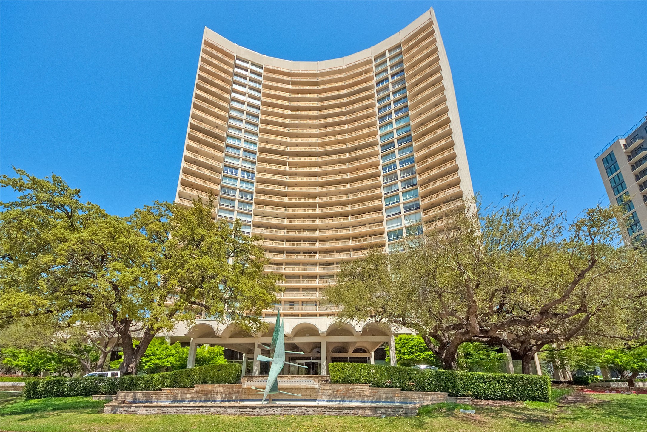 6211 W Northwest Highway Dallas TX 75225