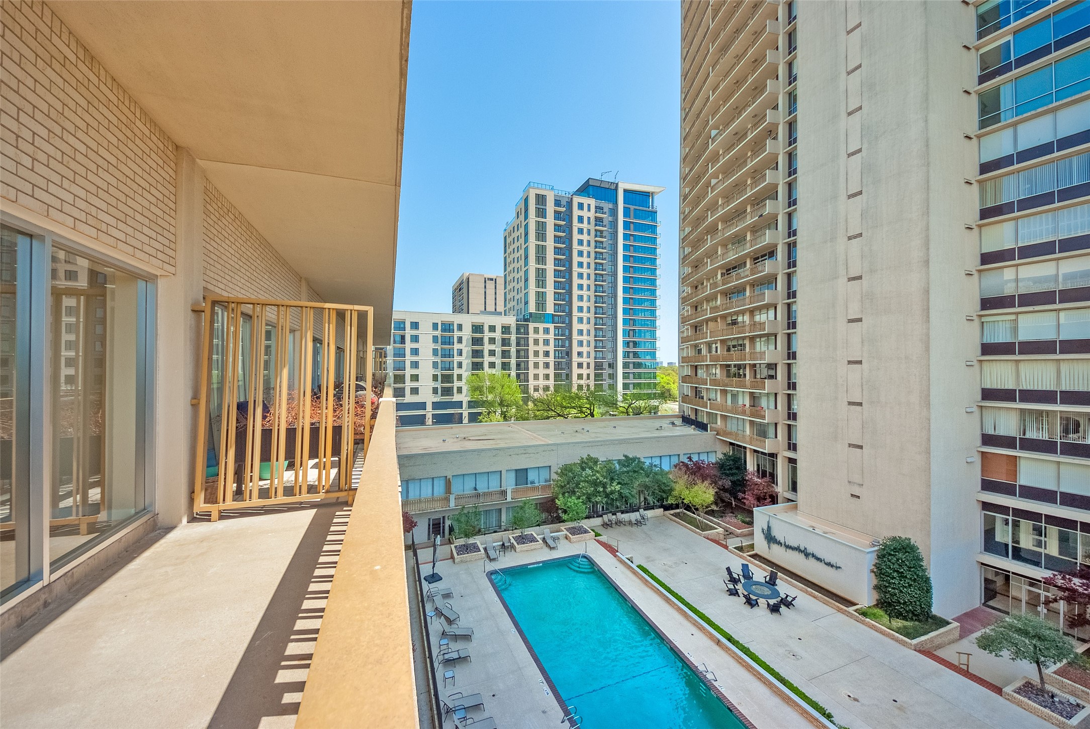 6211 W Northwest Highway Dallas TX 75225