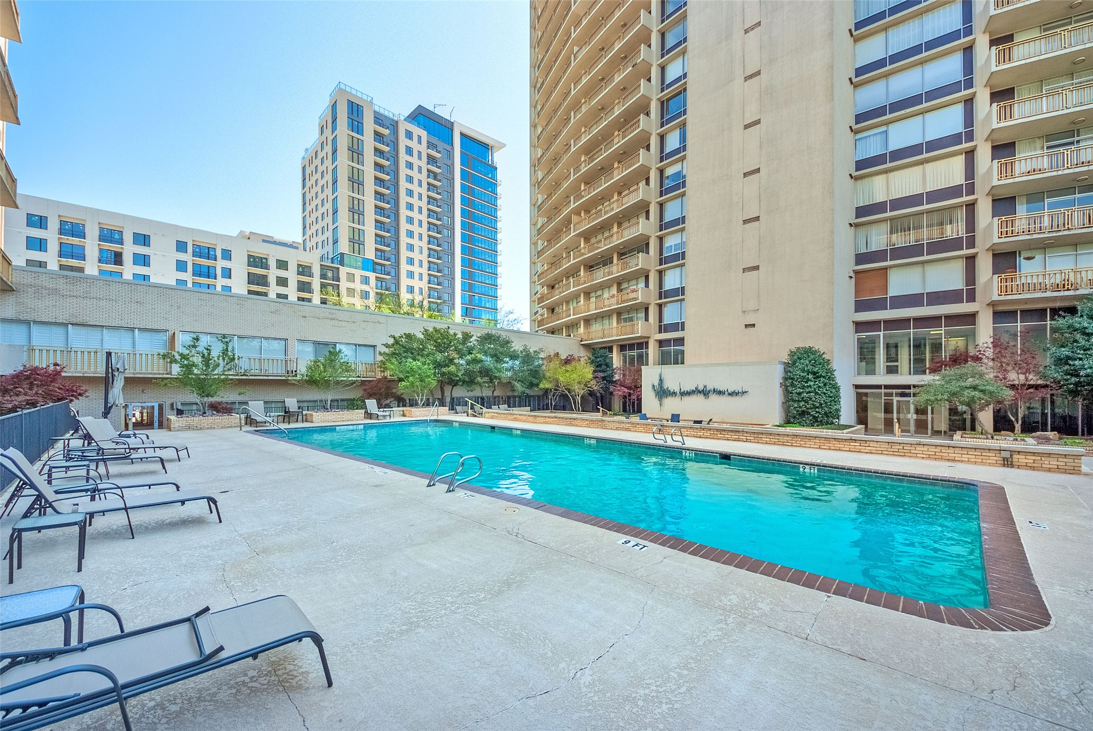 6211 W Northwest Highway Dallas TX 75225