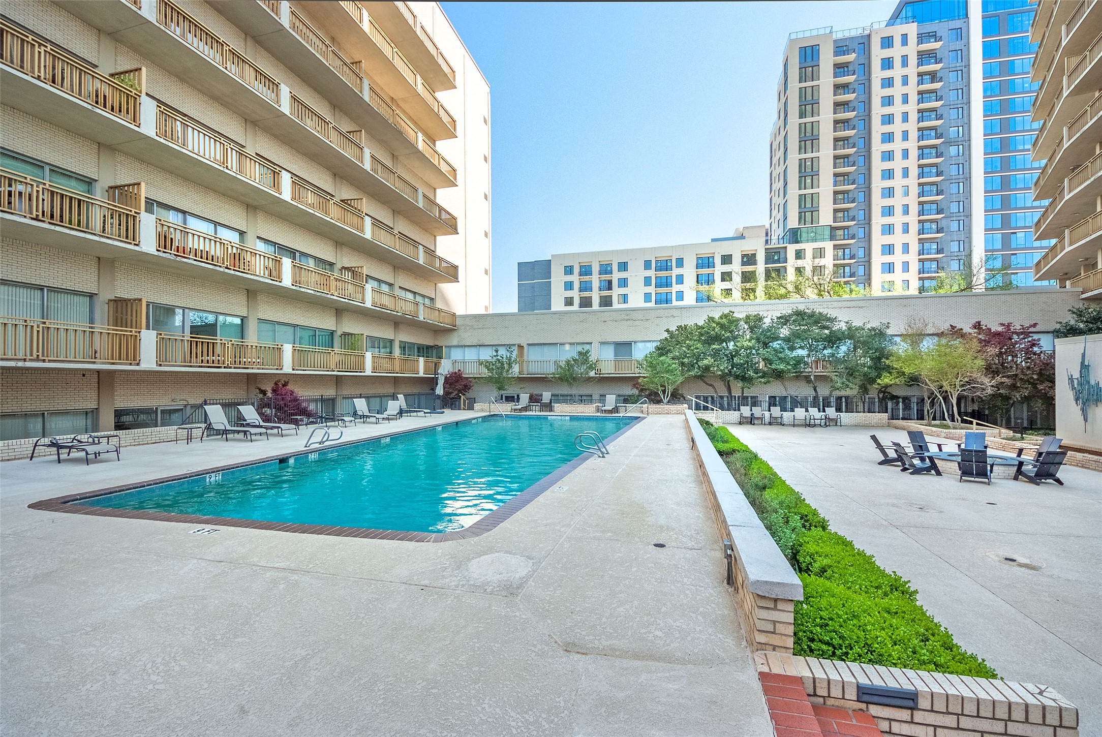 6211 W Northwest Highway Dallas TX 75225