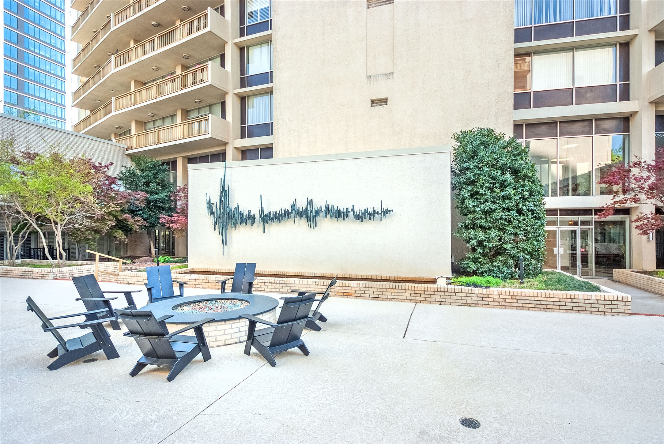 6211 W Northwest Highway Dallas TX 75225
