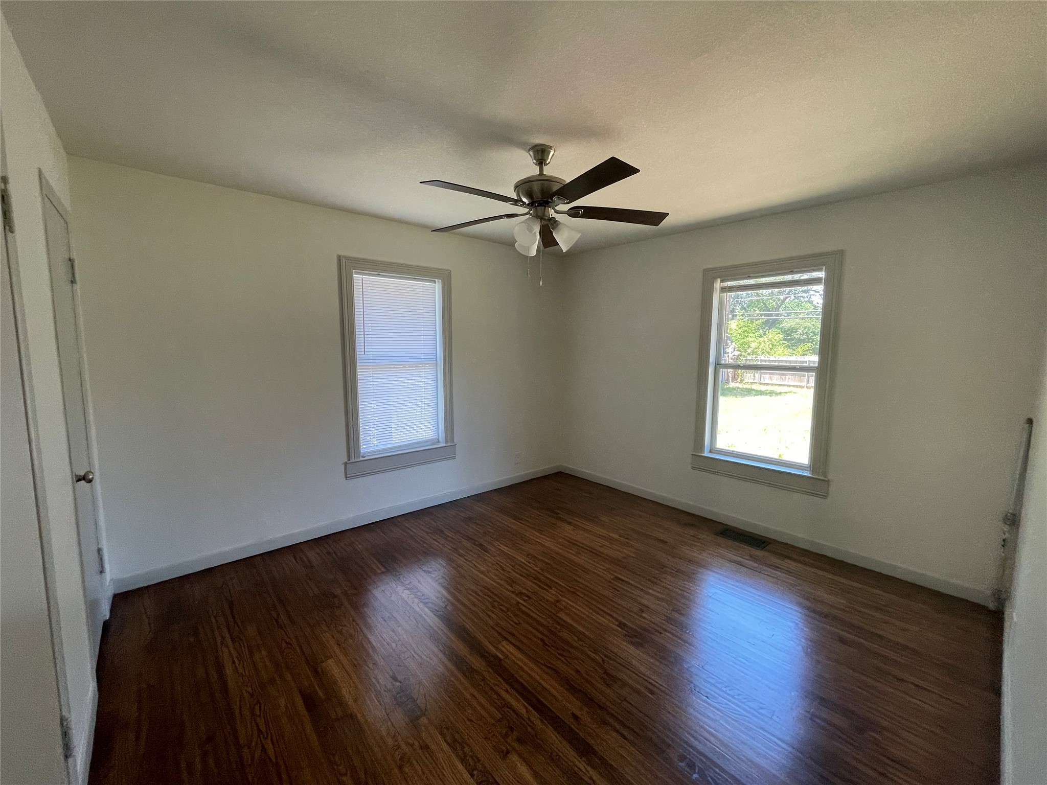217 Terry Road Hurst TX 76053