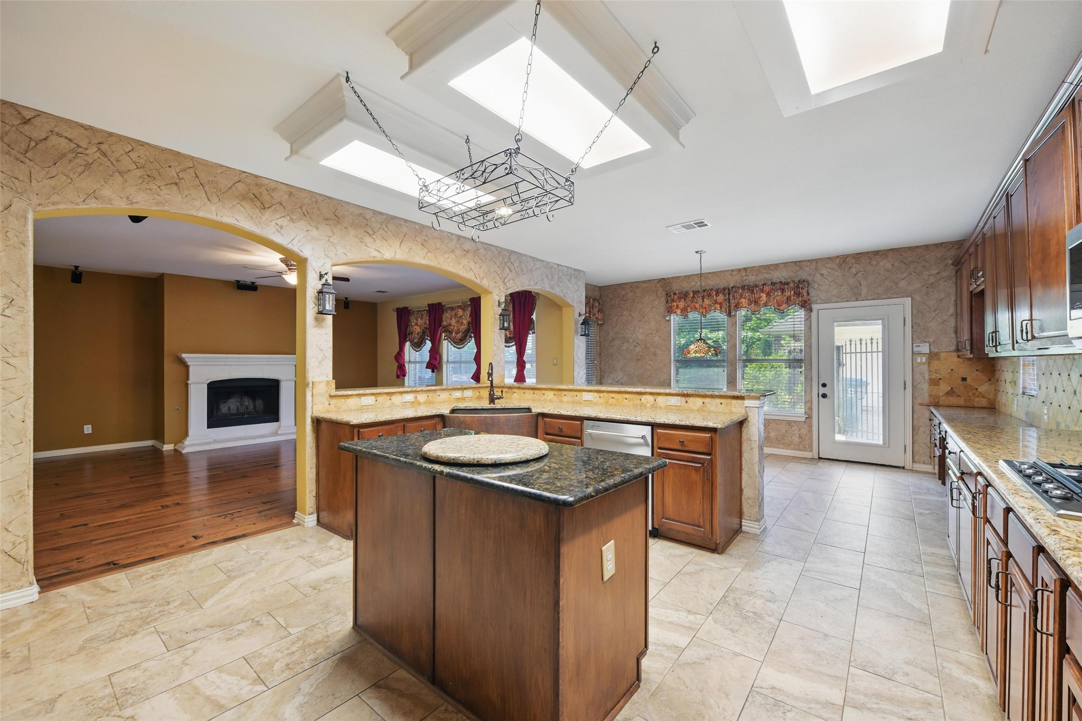 1805 Southwicke Drive Flower Mound TX 75022