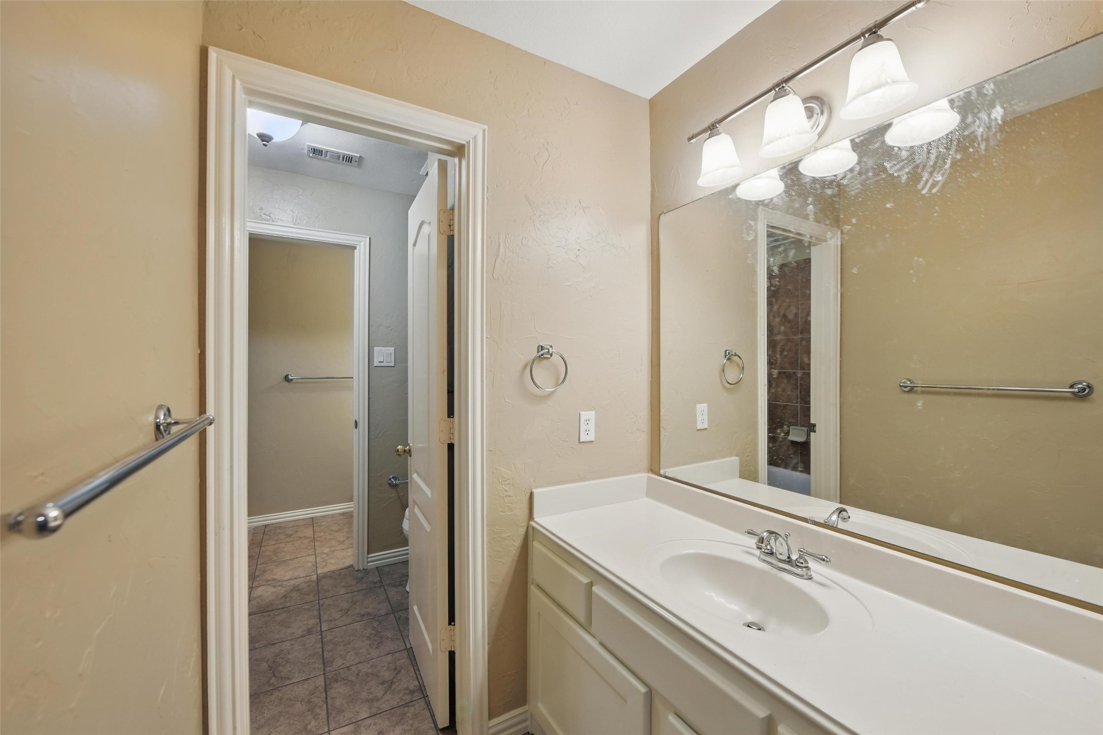 1805 Southwicke Drive Flower Mound TX 75022