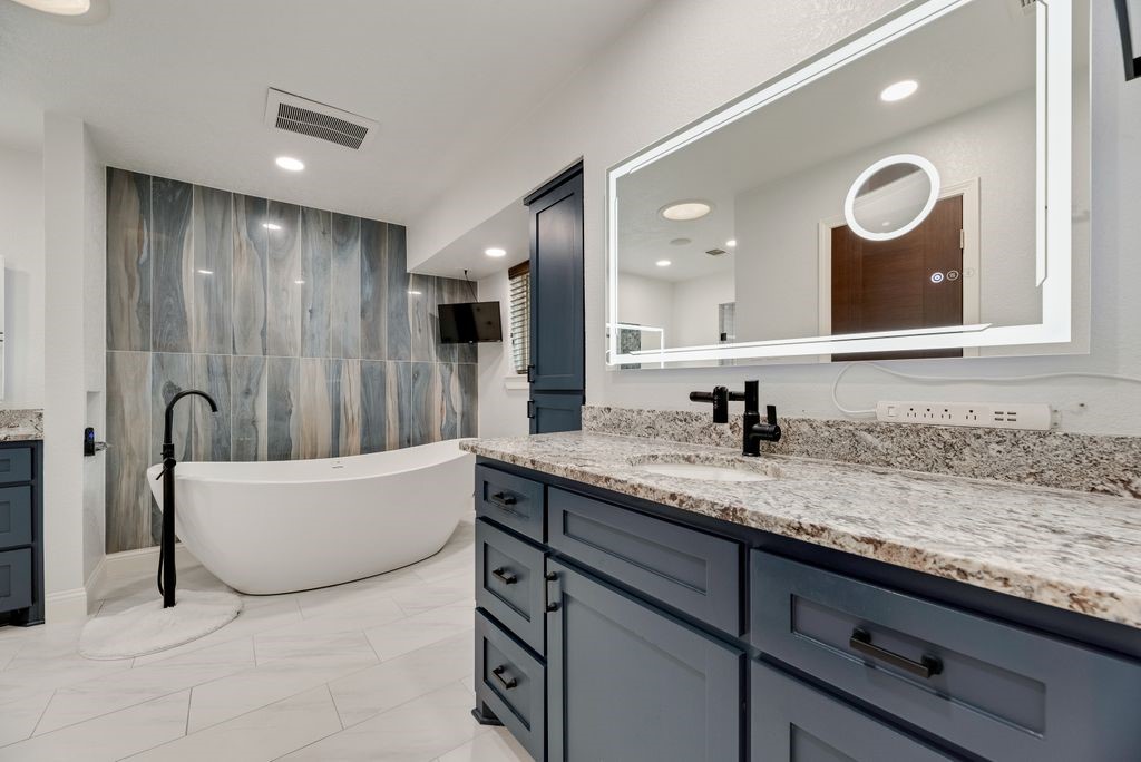 1019 Loch Lomond Drive Arlington TX 76012