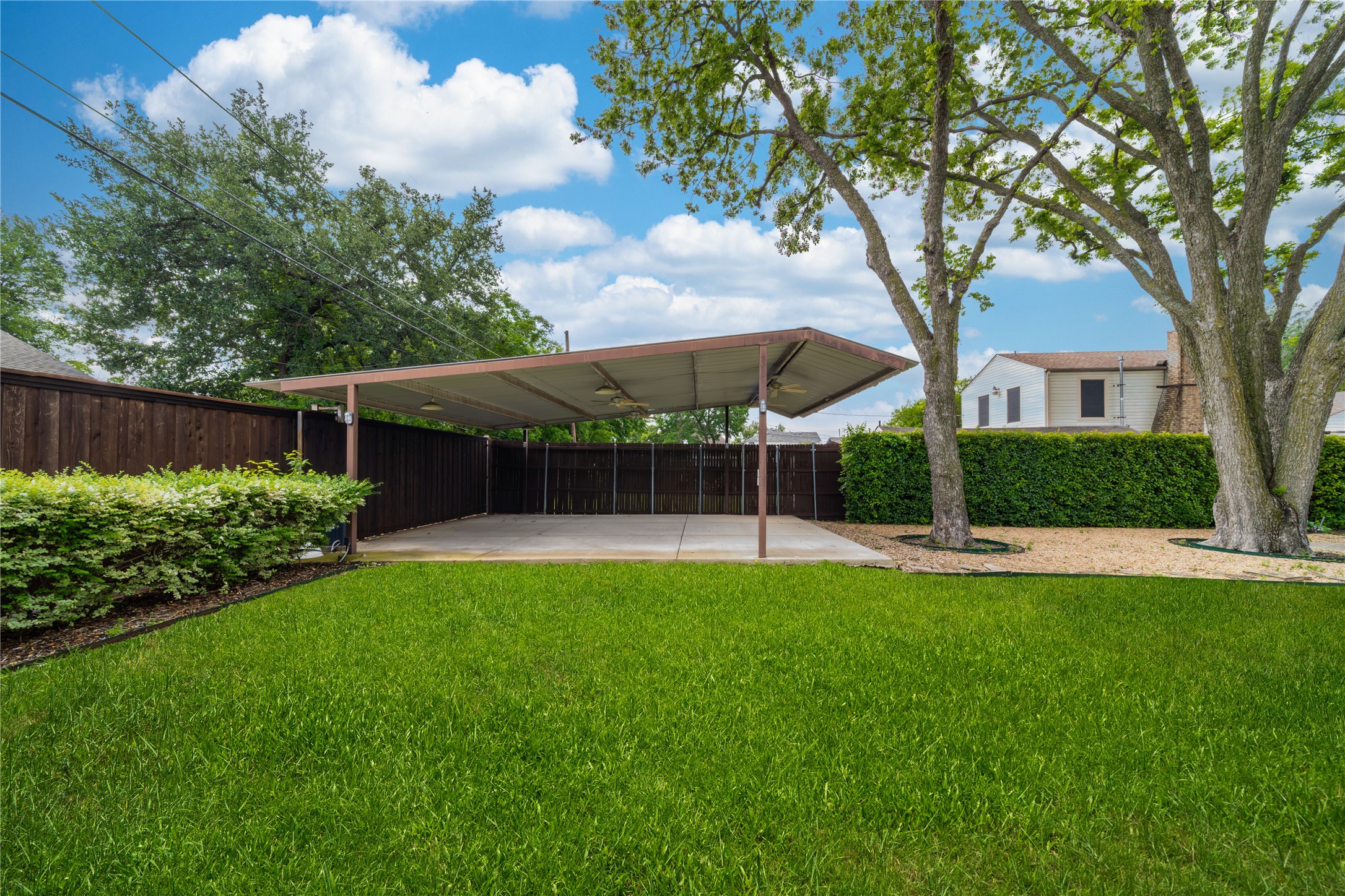 7302 Kenwell Street Dallas TX 75209