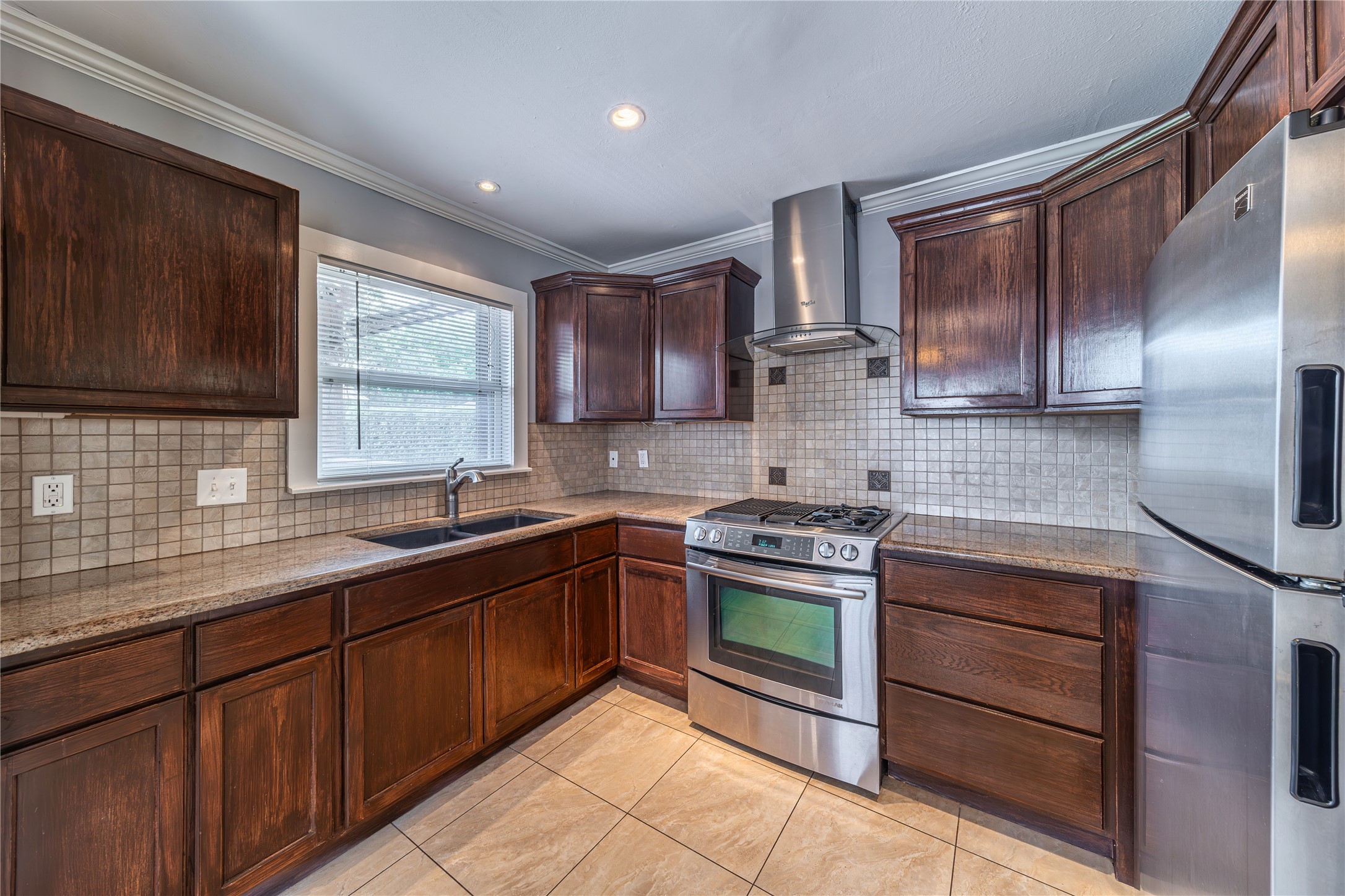 7302 Kenwell Street Dallas TX 75209