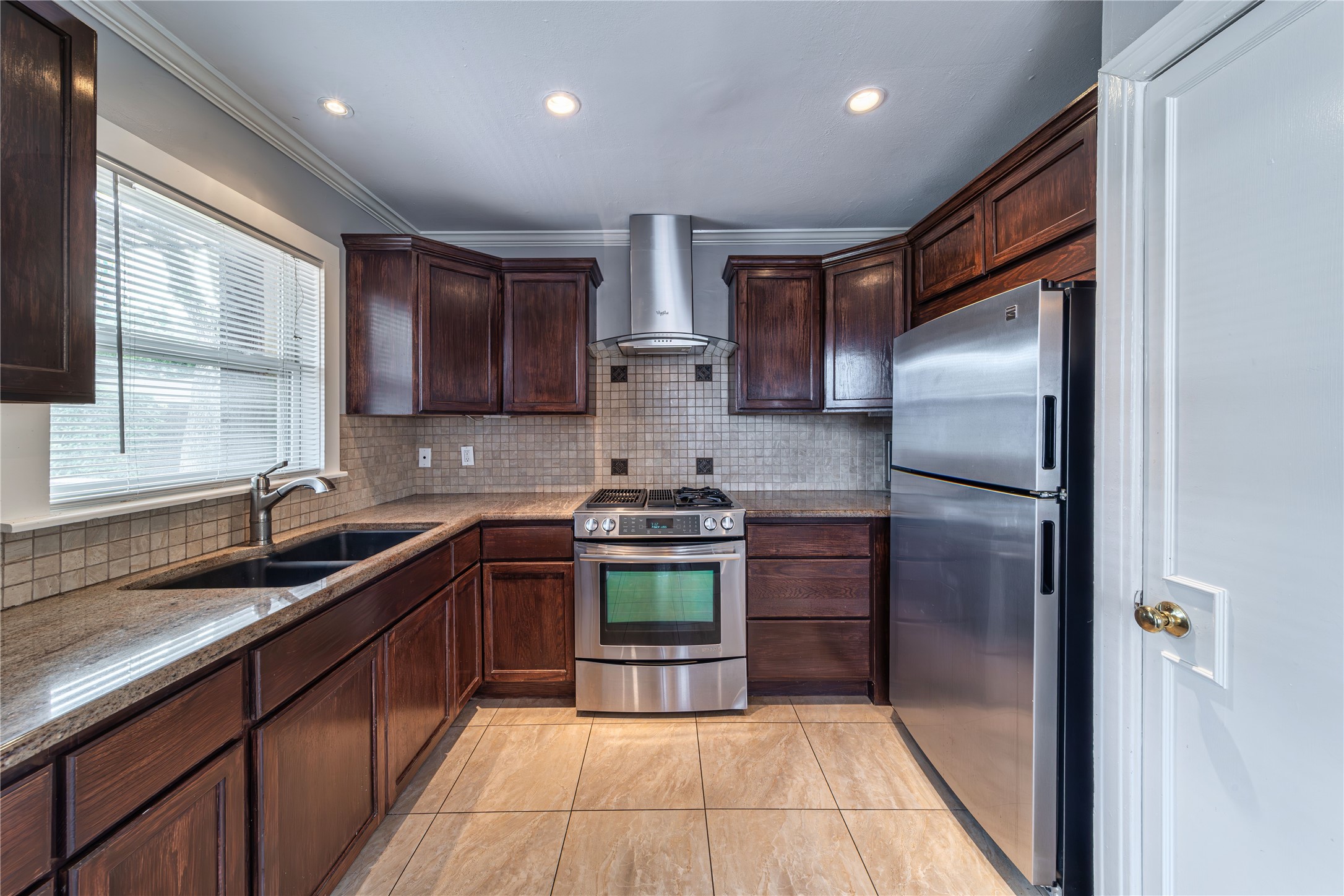 7302 Kenwell Street Dallas TX 75209
