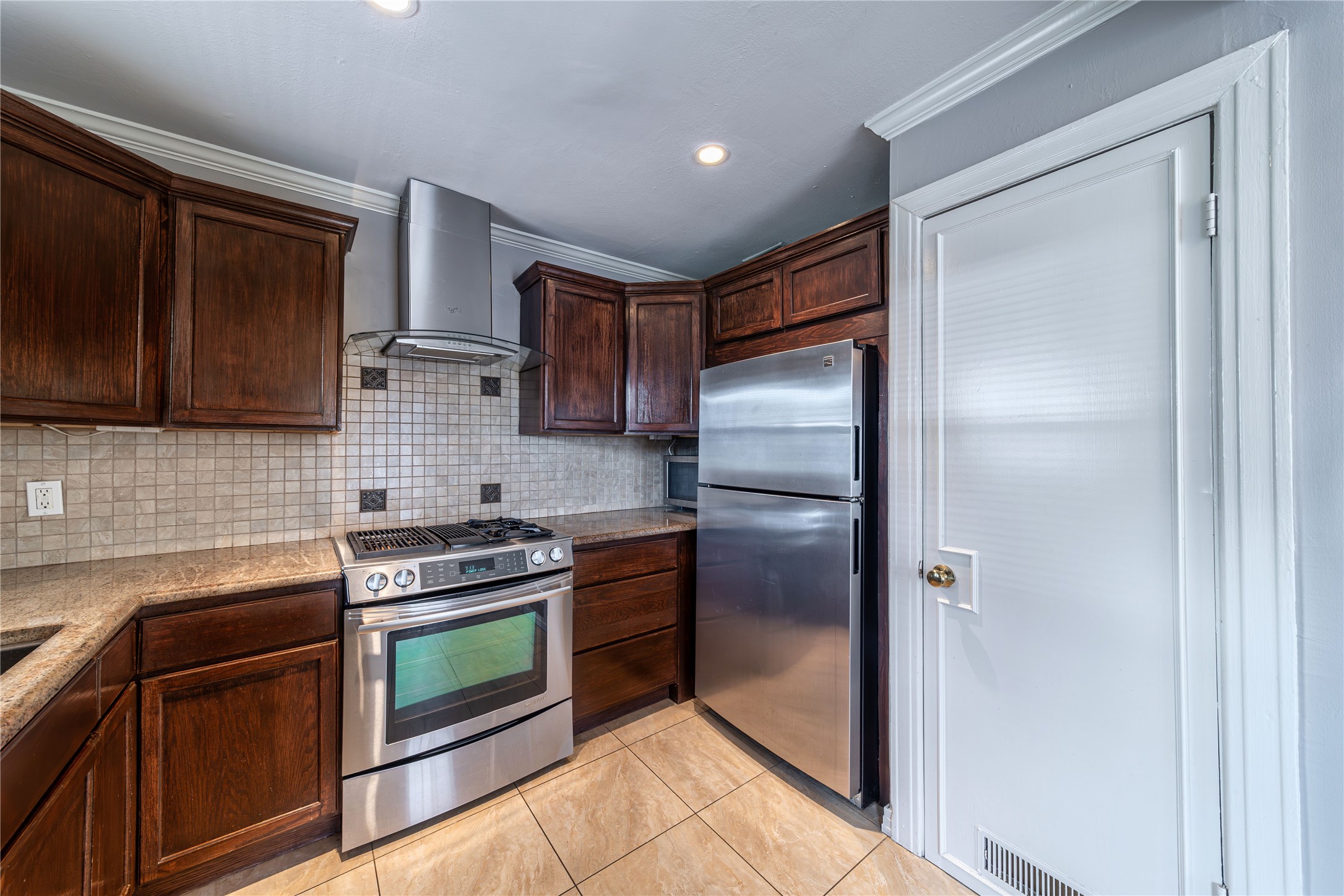 7302 Kenwell Street Dallas TX 75209