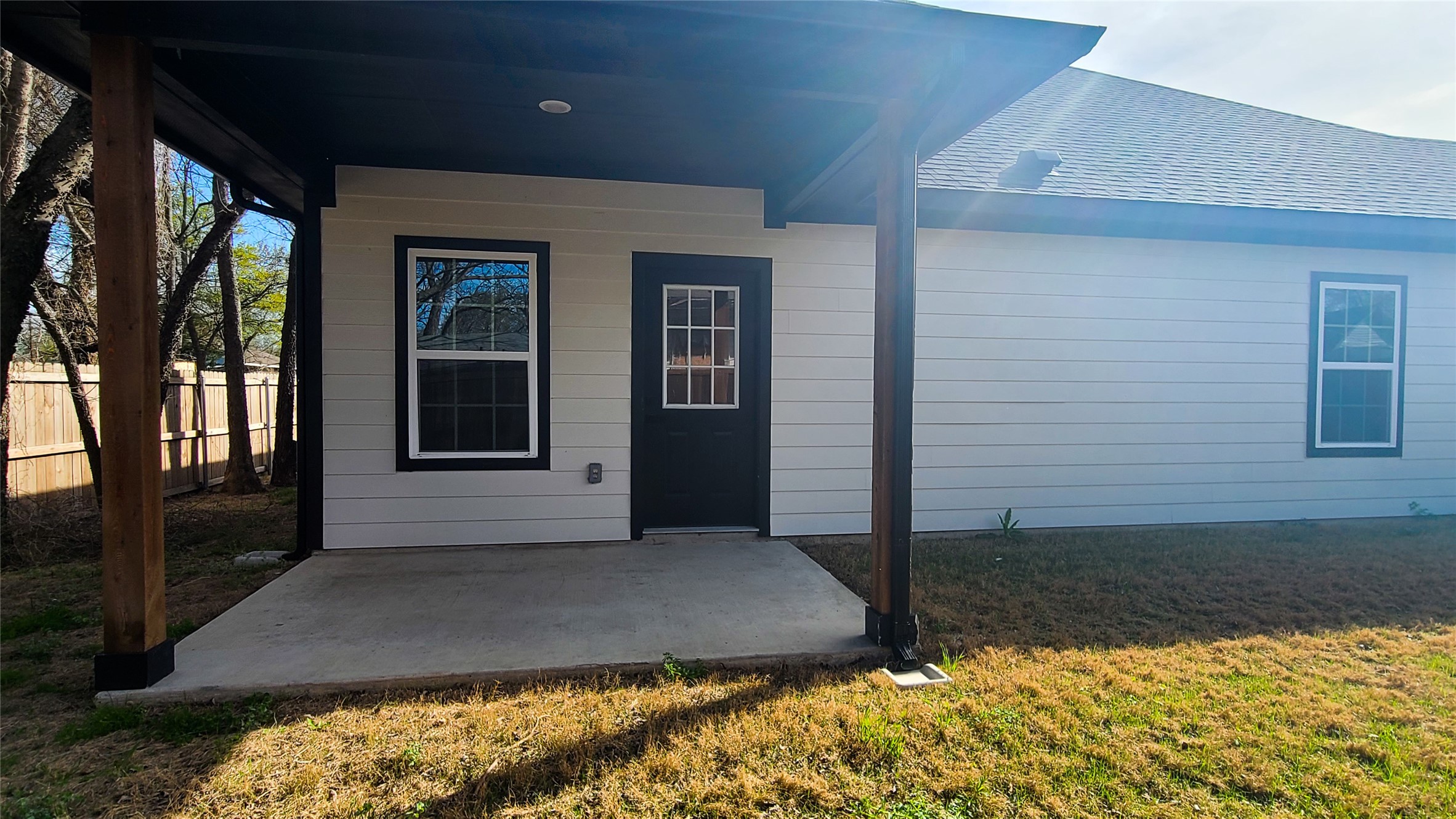1903 King Street Greenville TX 75401