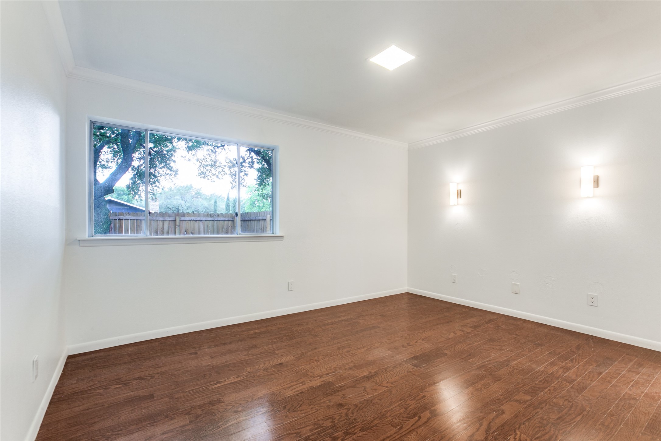 2718 Running Brook Lane Dallas TX 75228