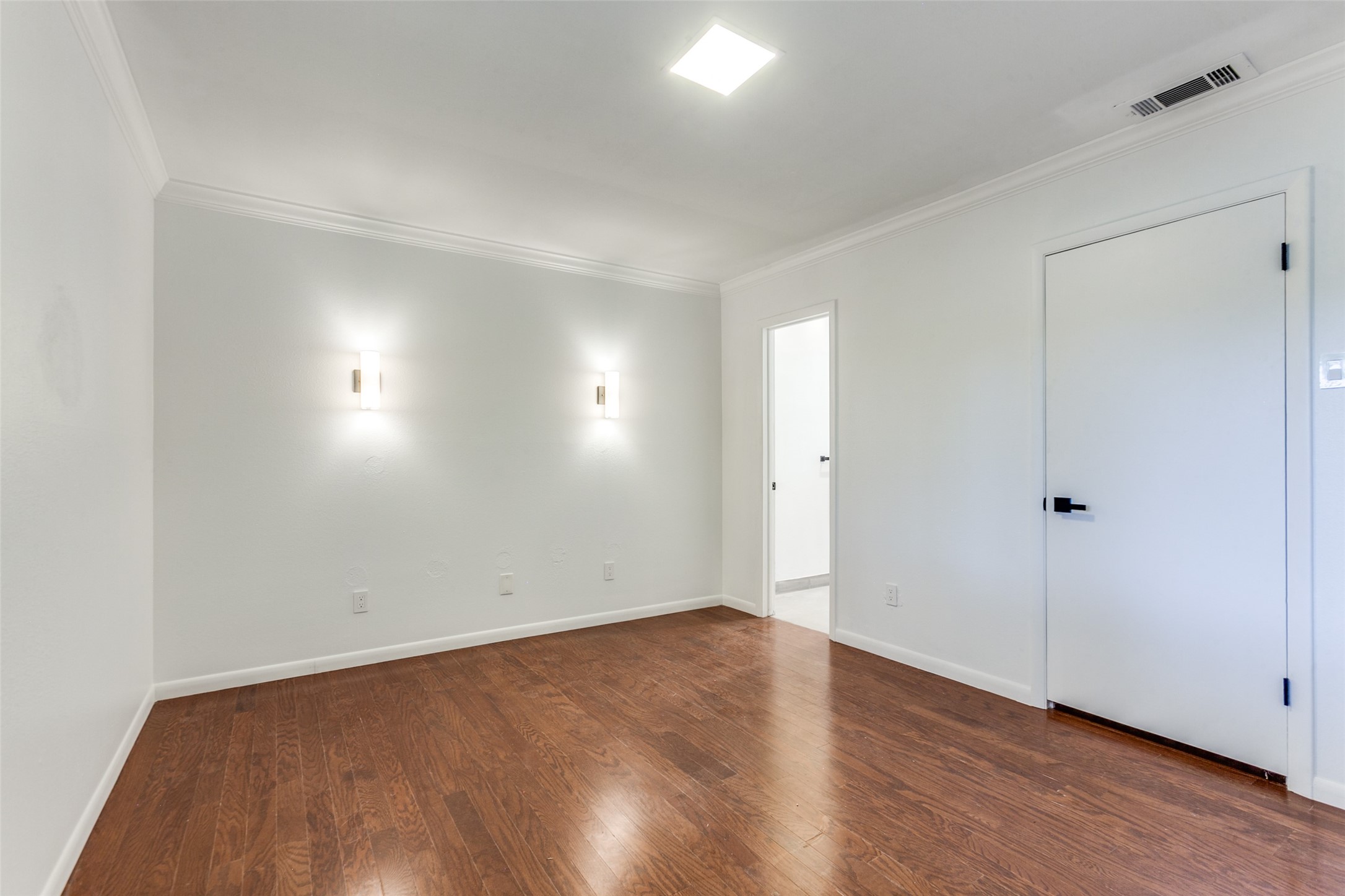 2718 Running Brook Lane Dallas TX 75228