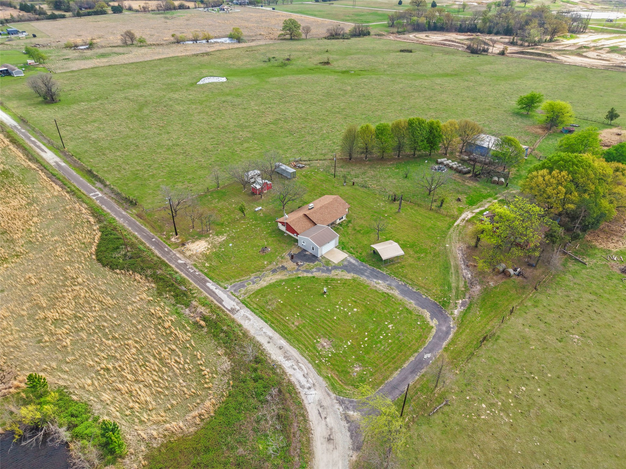 411 Vz County Road 3609 Edgewood TX 75117