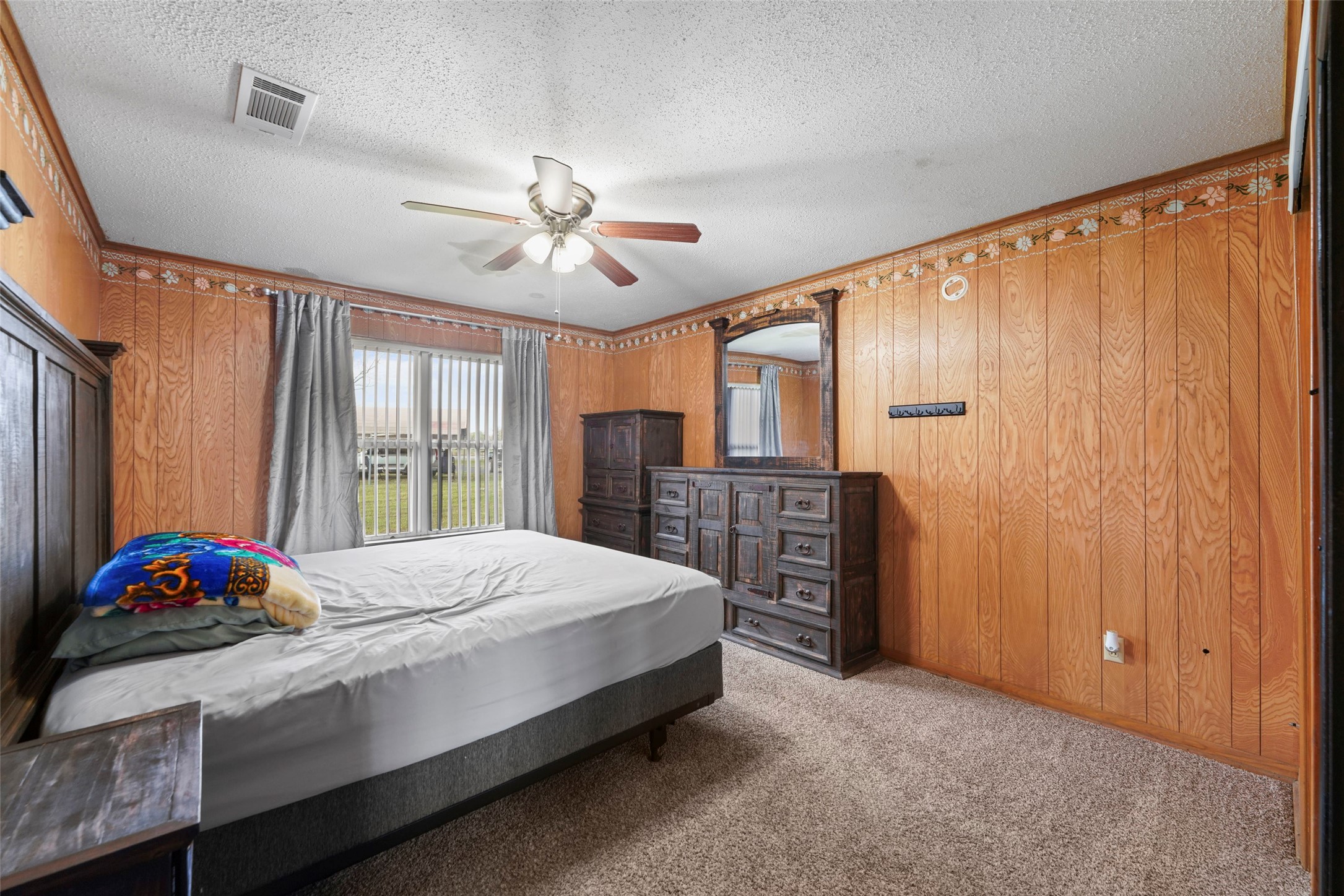411 Vz County Road 3609 Edgewood TX 75117