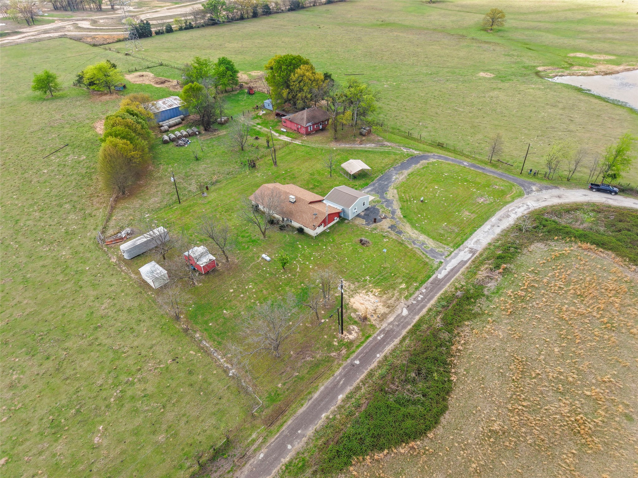 411 Vz County Road 3609 Edgewood TX 75117