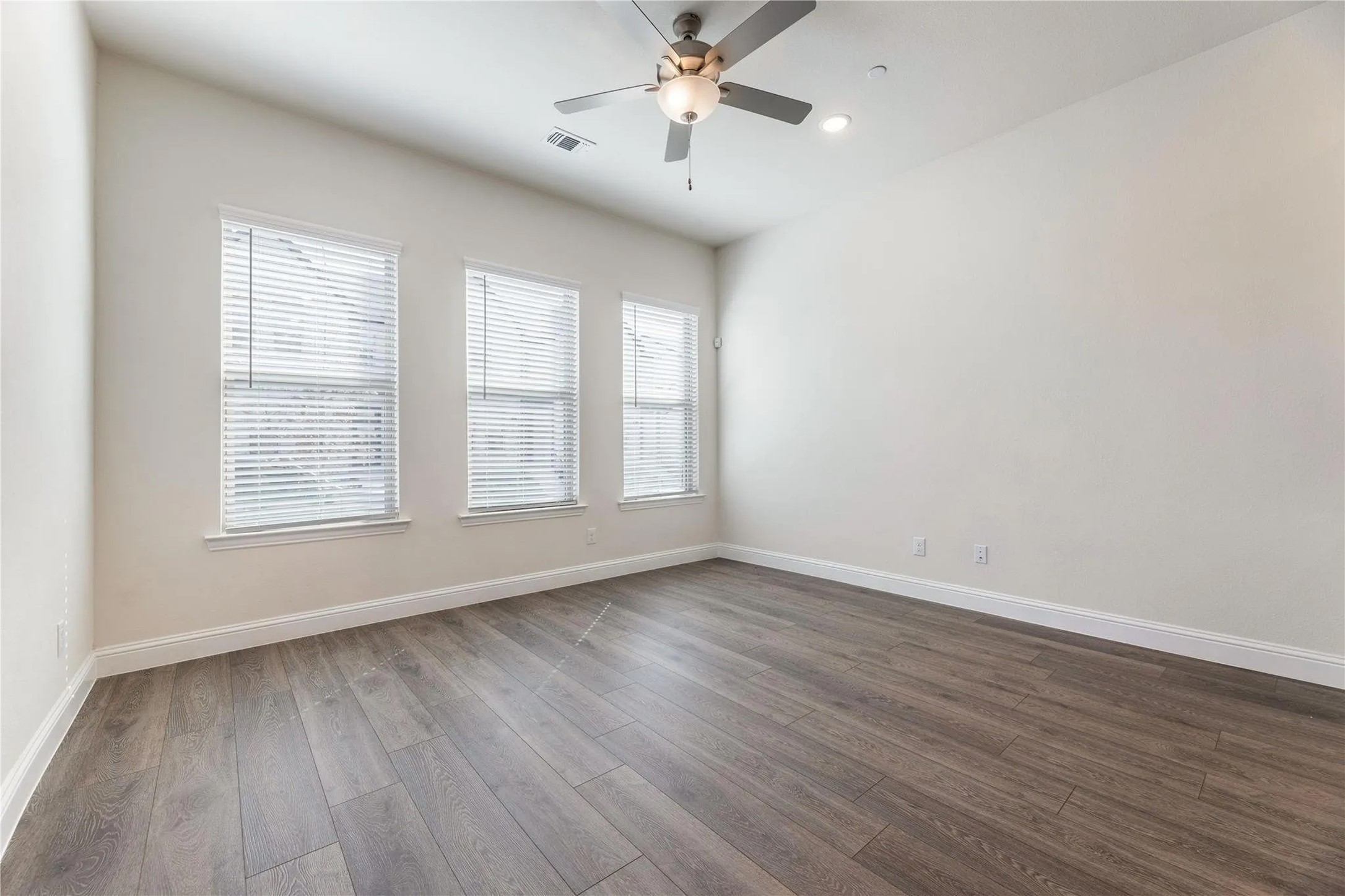 4704 Corriente Vista Lane Mckinney TX 75070