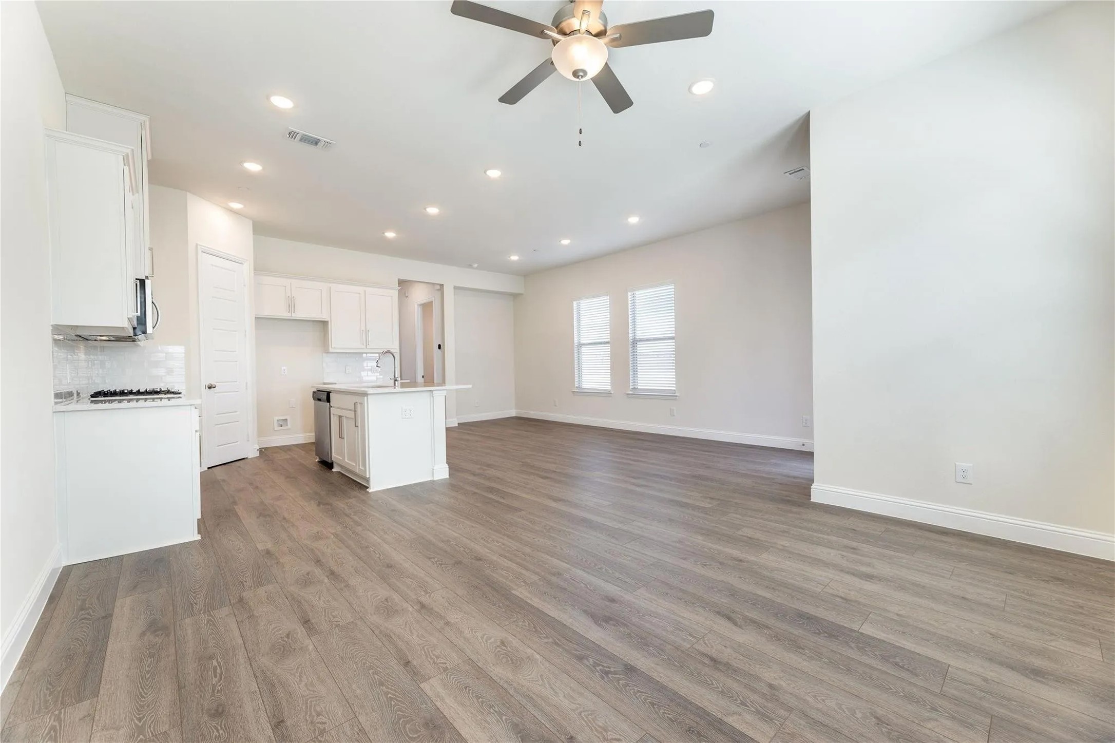4704 Corriente Vista Lane Mckinney TX 75070