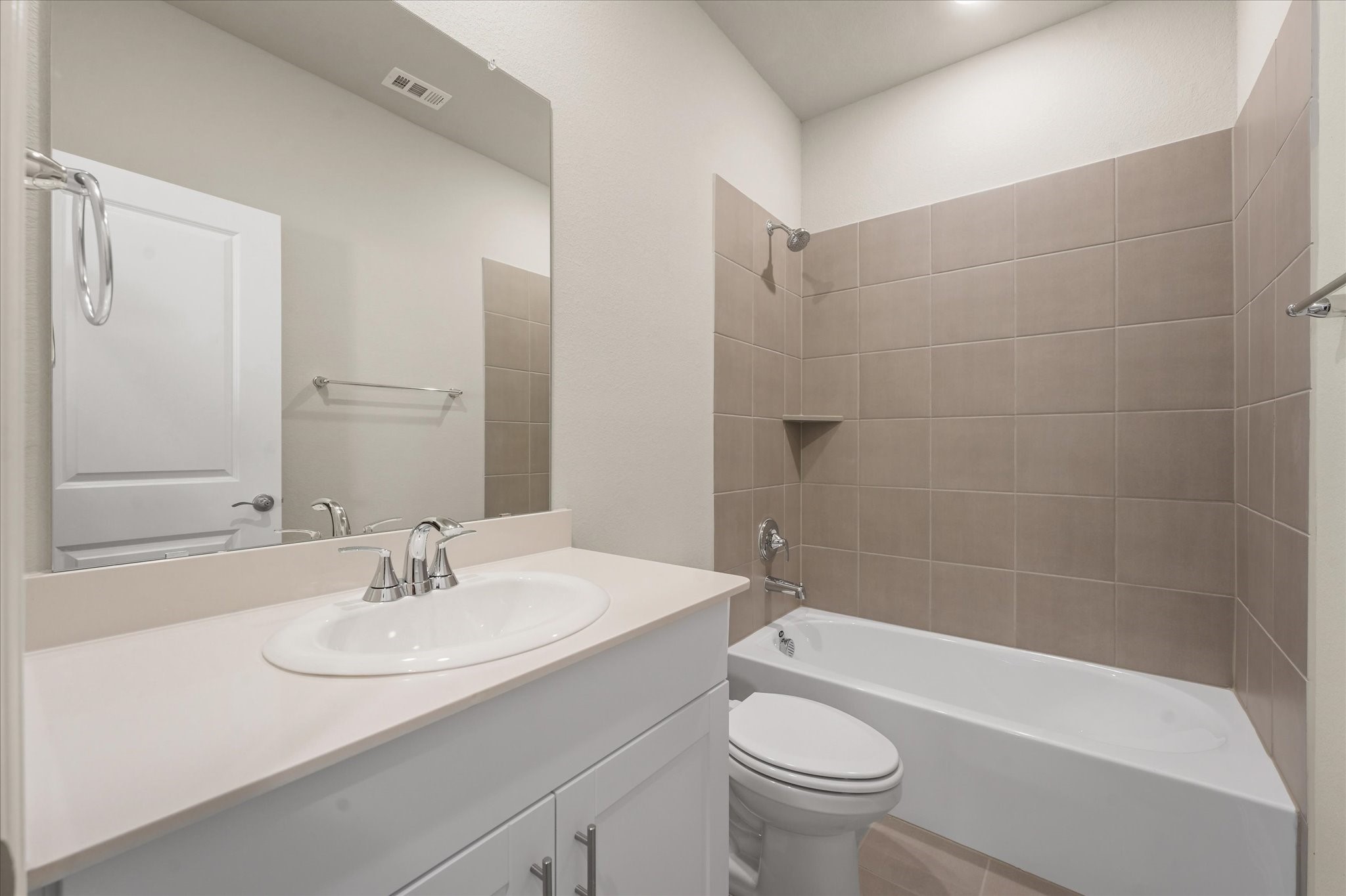 600 Ezra Mckinney TX 75069