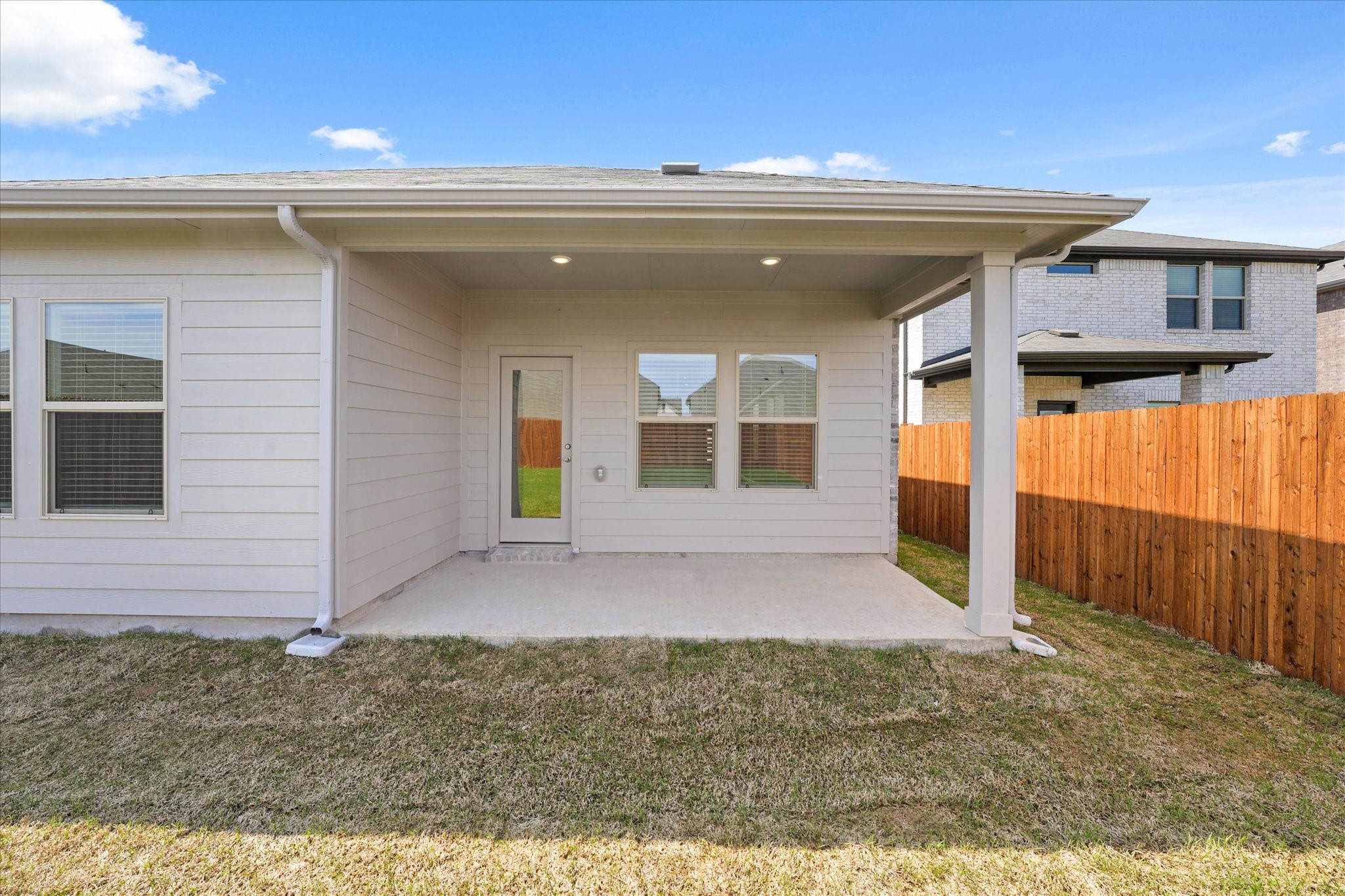 600 Ezra Mckinney TX 75069