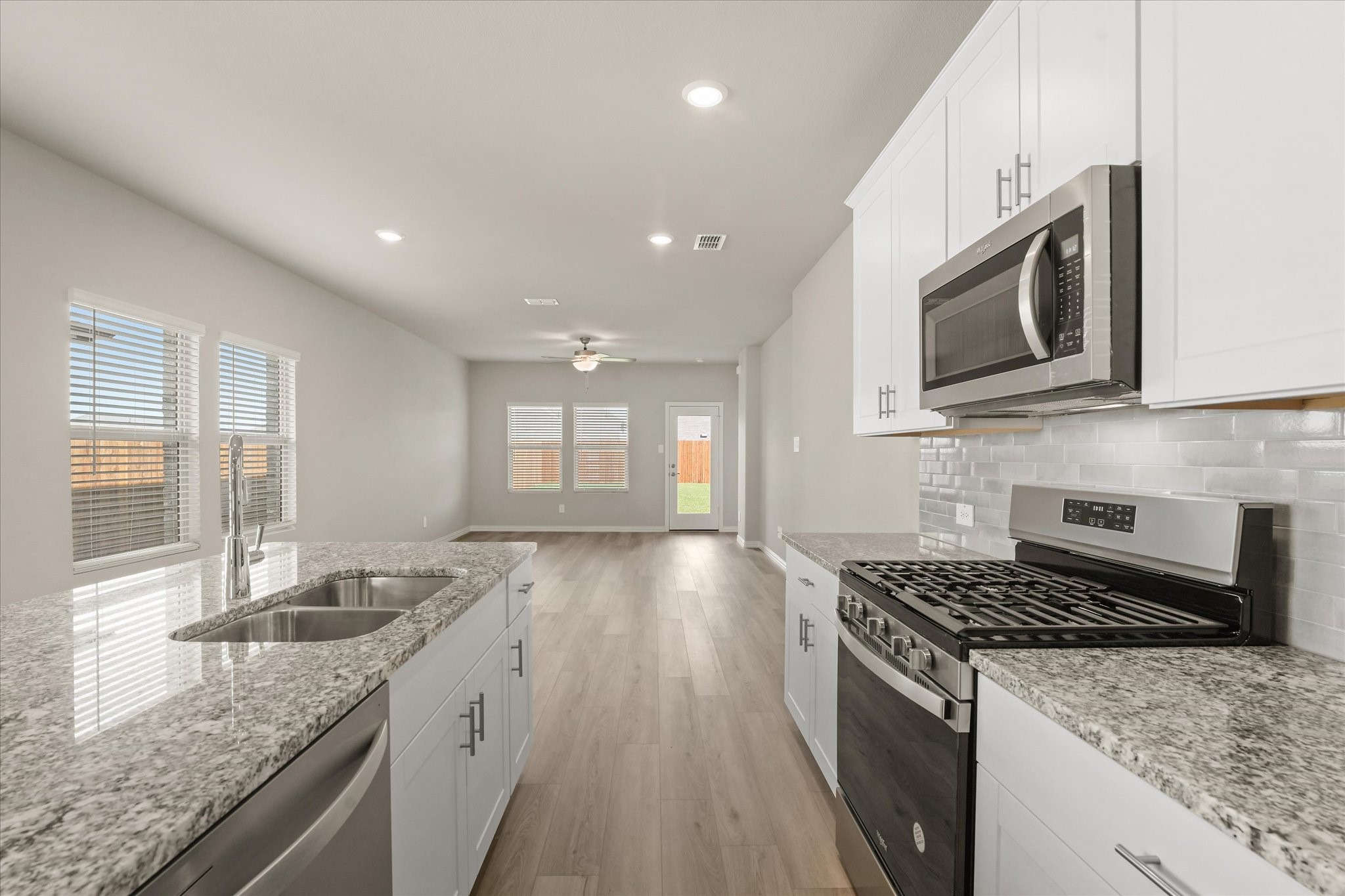 600 Ezra Mckinney TX 75069