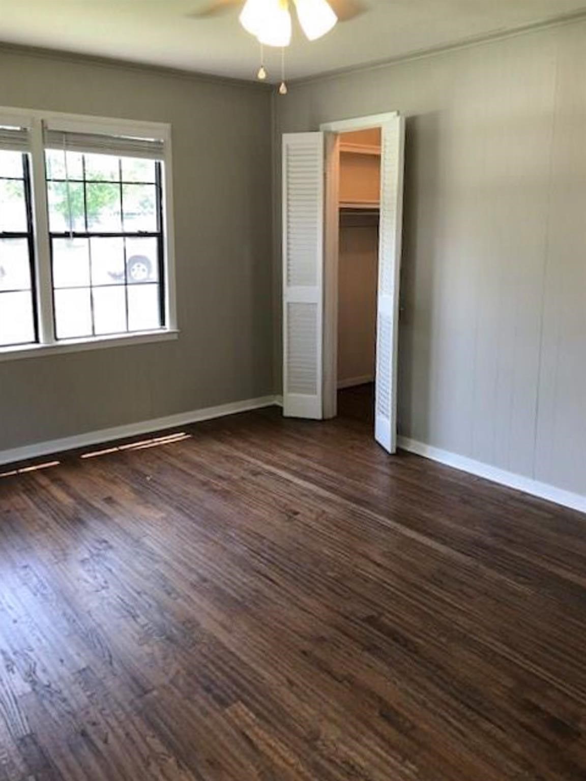 602 W 3rd Street Justin TX 76247