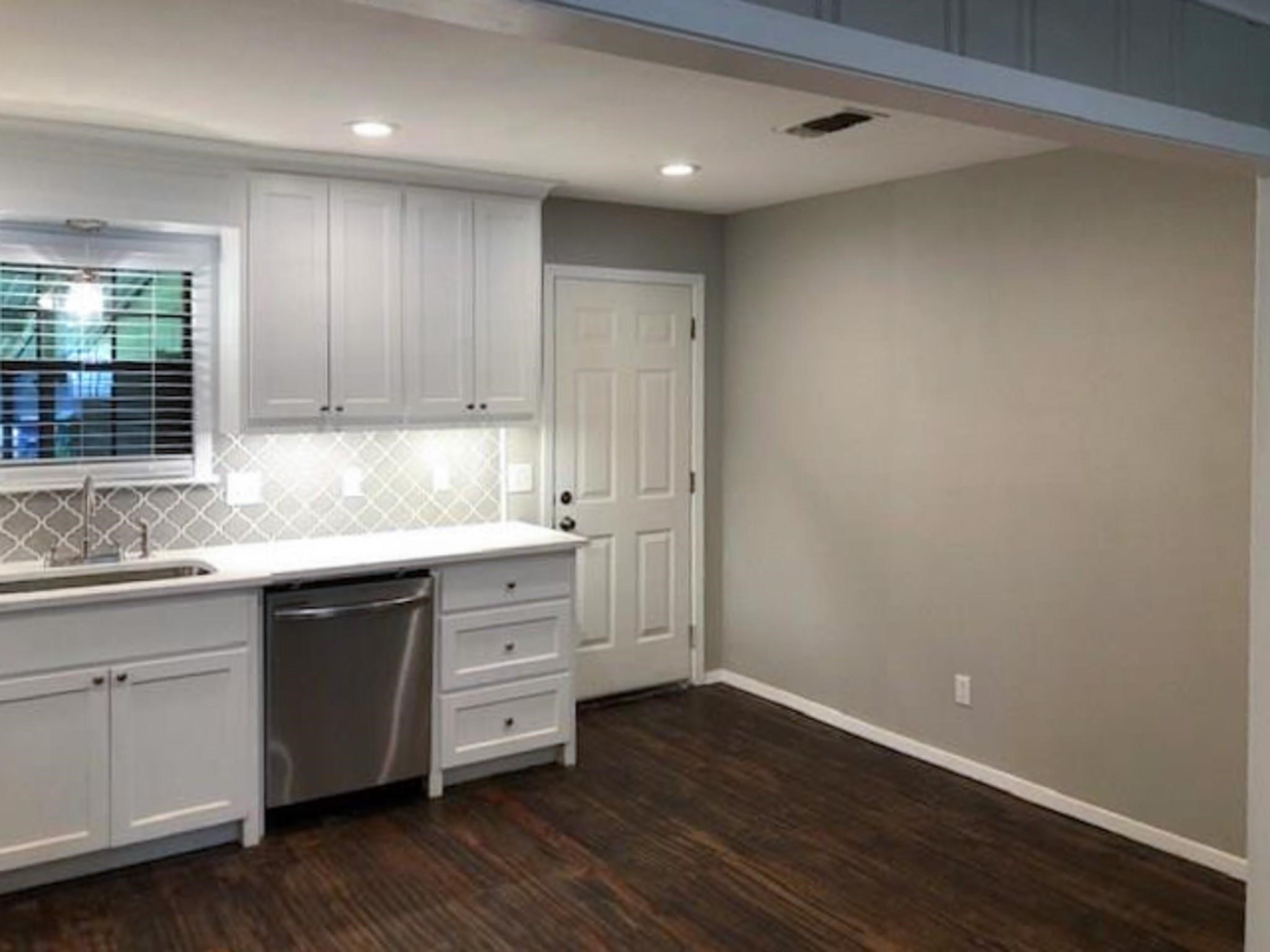 602 W 3rd Street Justin TX 76247