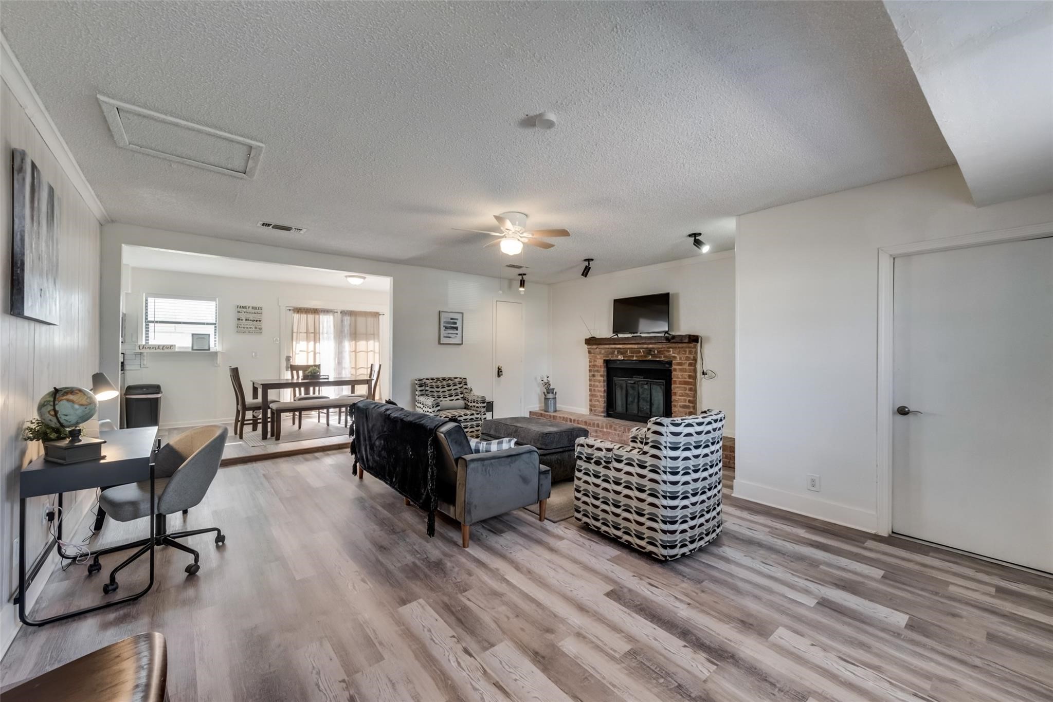 2000 Melissa Street Arlington TX 76010