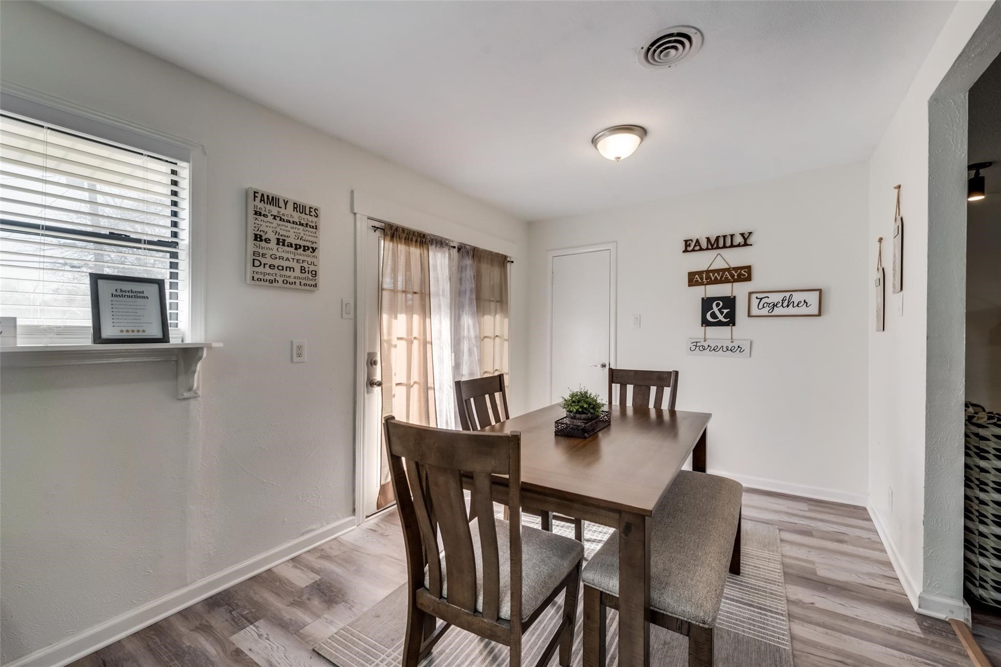 2000 Melissa Street Arlington TX 76010