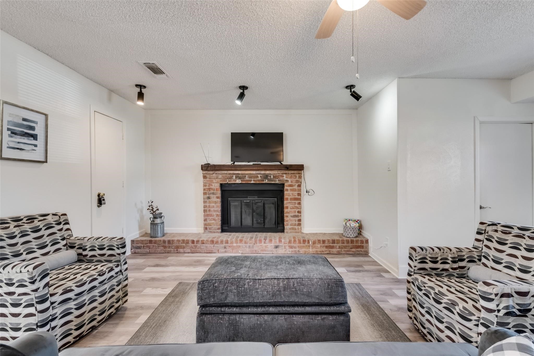 2000 Melissa Street Arlington TX 76010