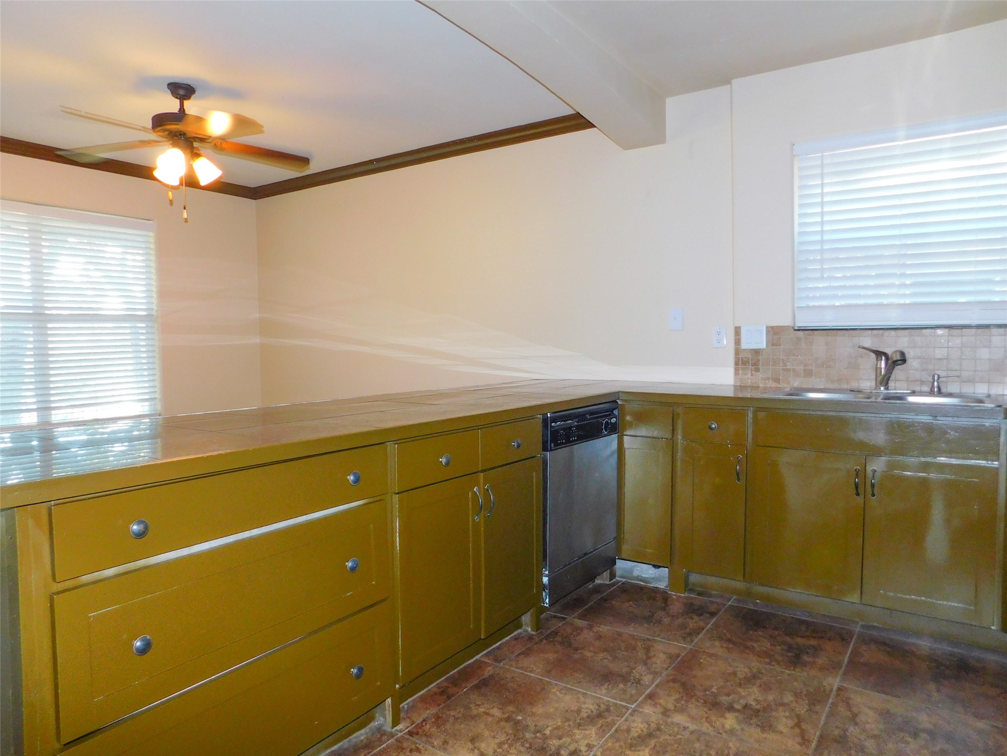 558 Jay Shady Shores TX 76208