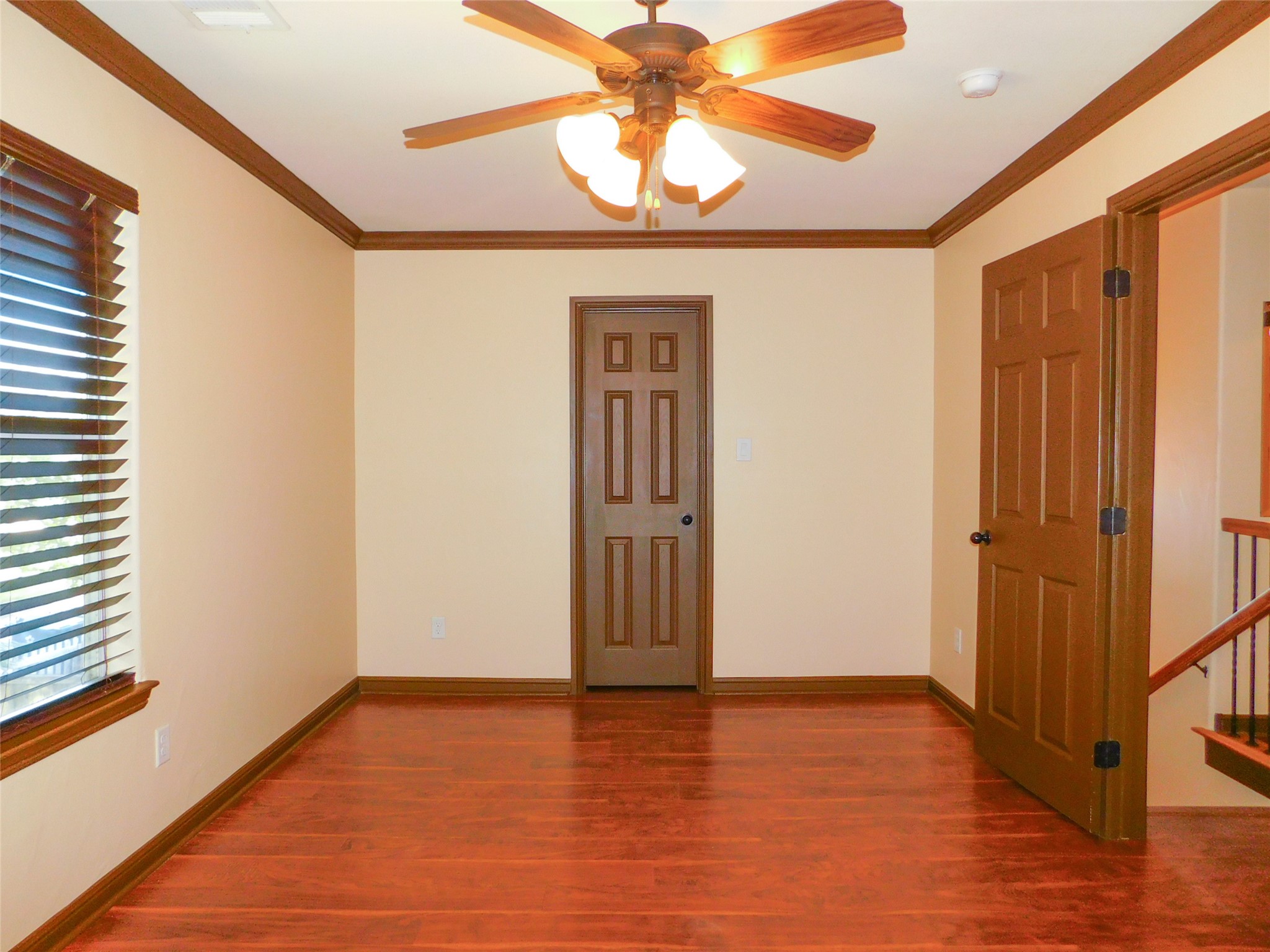 558 Jay Shady Shores TX 76208