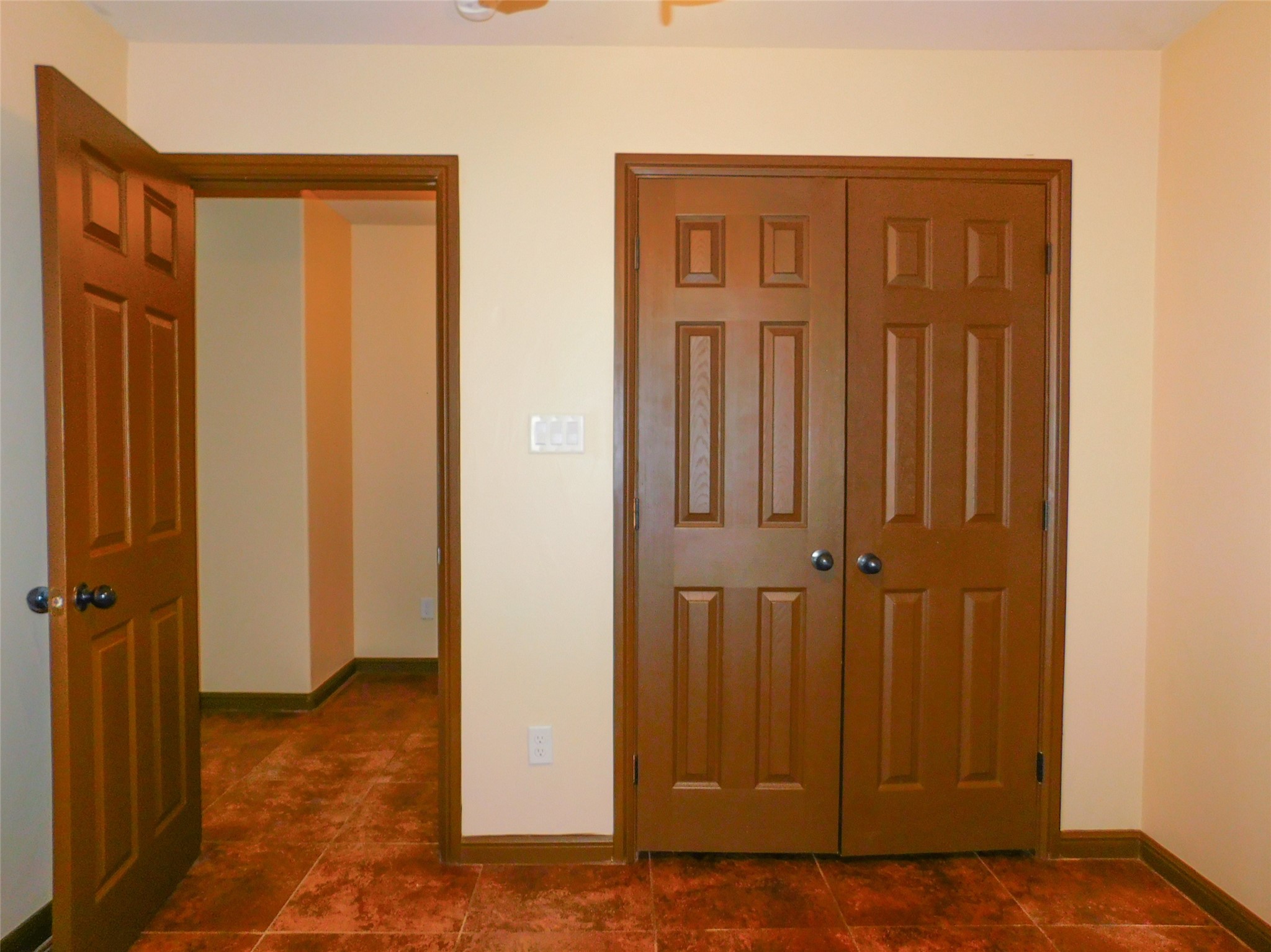 558 Jay Shady Shores TX 76208
