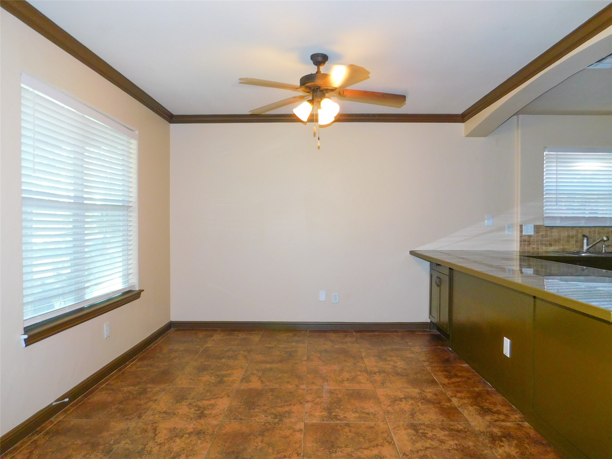 558 Jay Shady Shores TX 76208