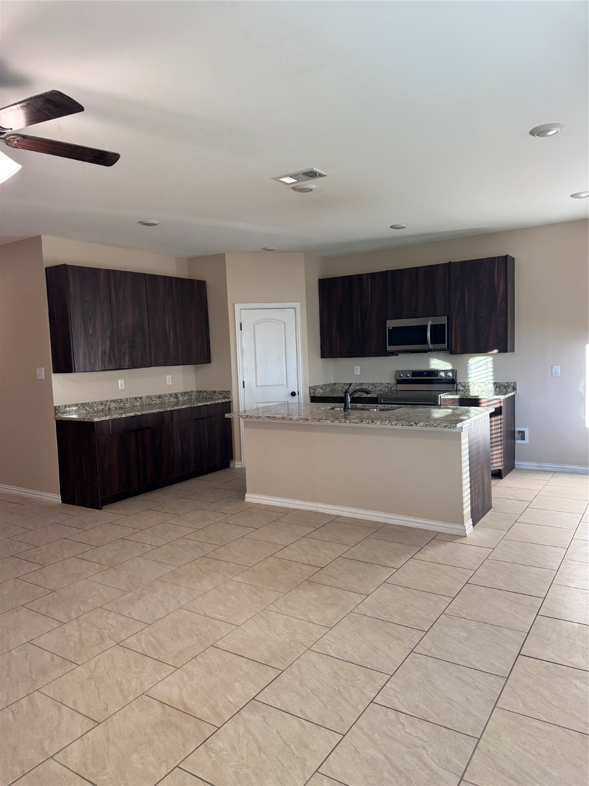 142 Canales Circle Greenville TX 75401