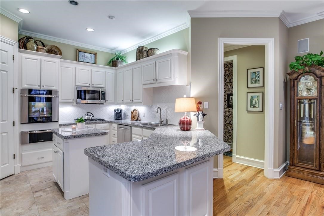 5927 Lindenshire Lane Dallas TX 75230
