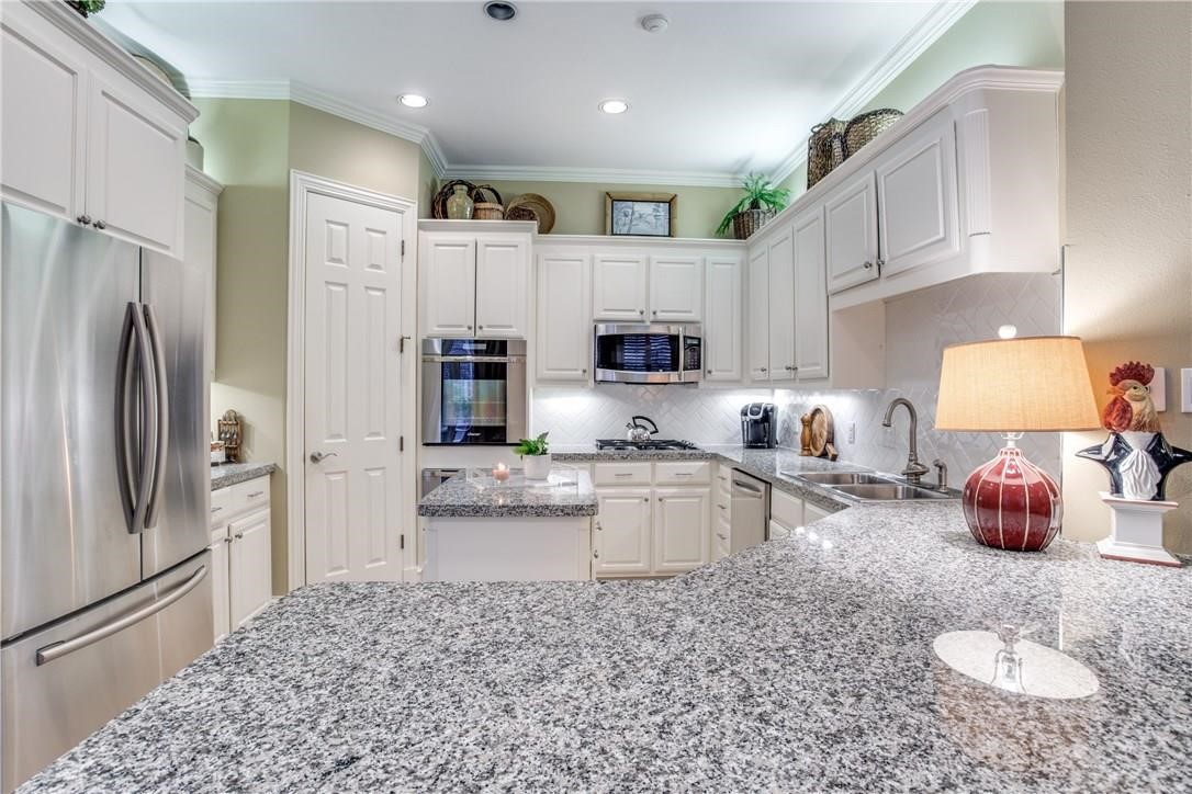 5927 Lindenshire Lane Dallas TX 75230