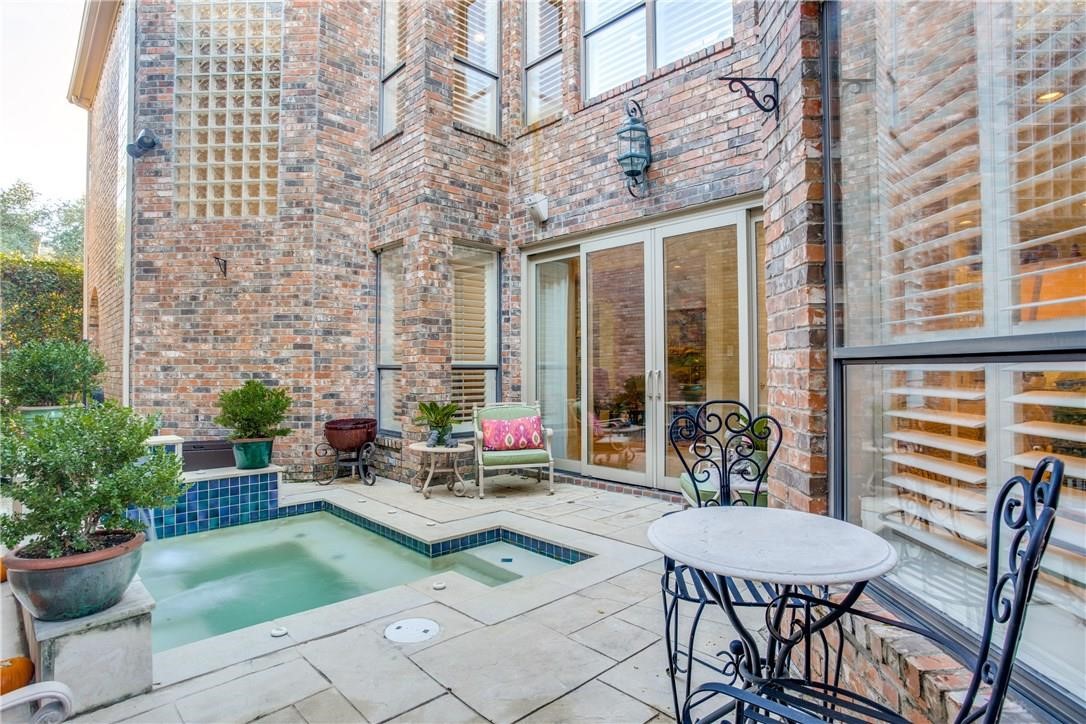 5927 Lindenshire Lane Dallas TX 75230