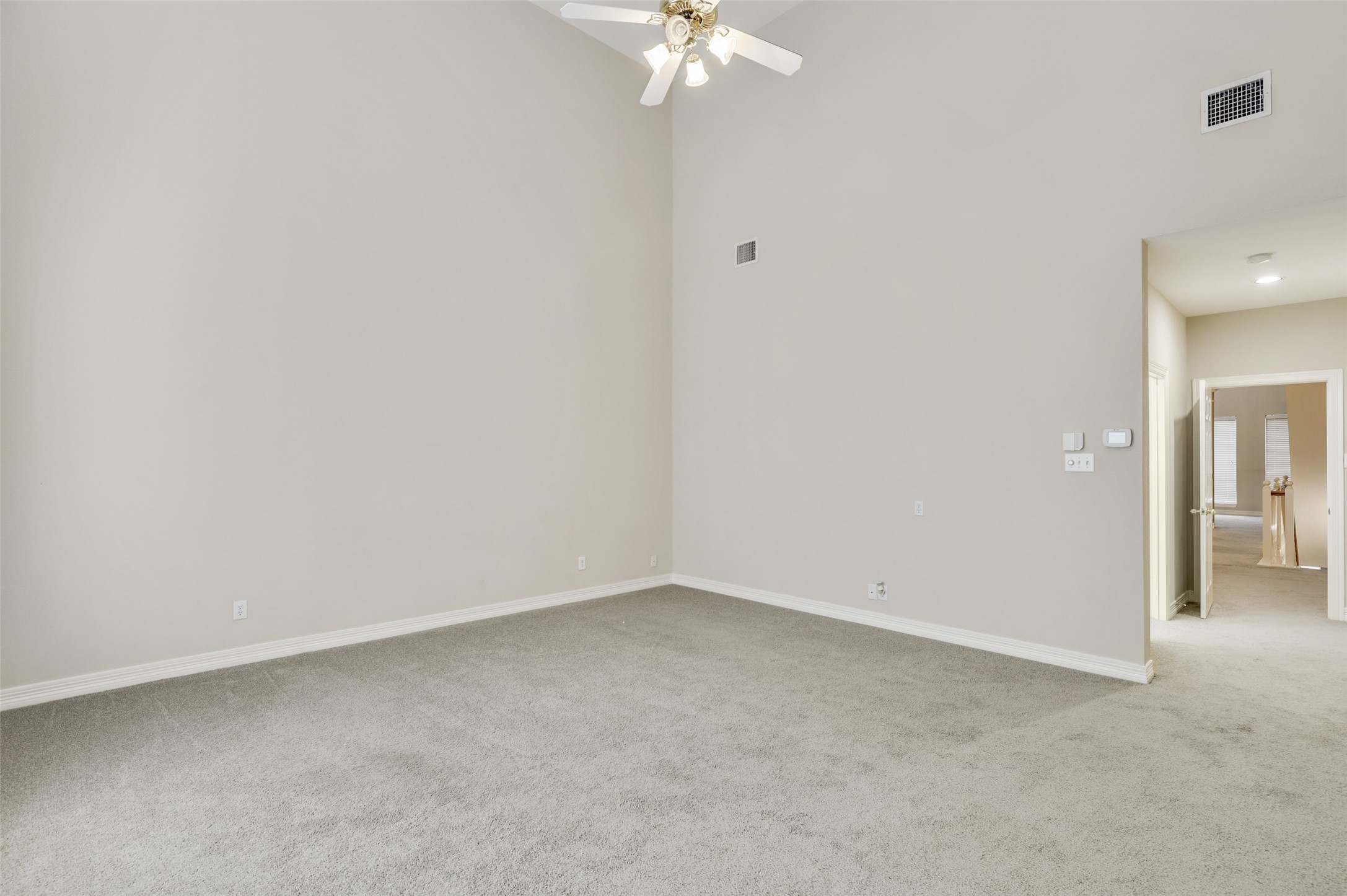 1007 W Bluff Street Fort Worth TX 76102