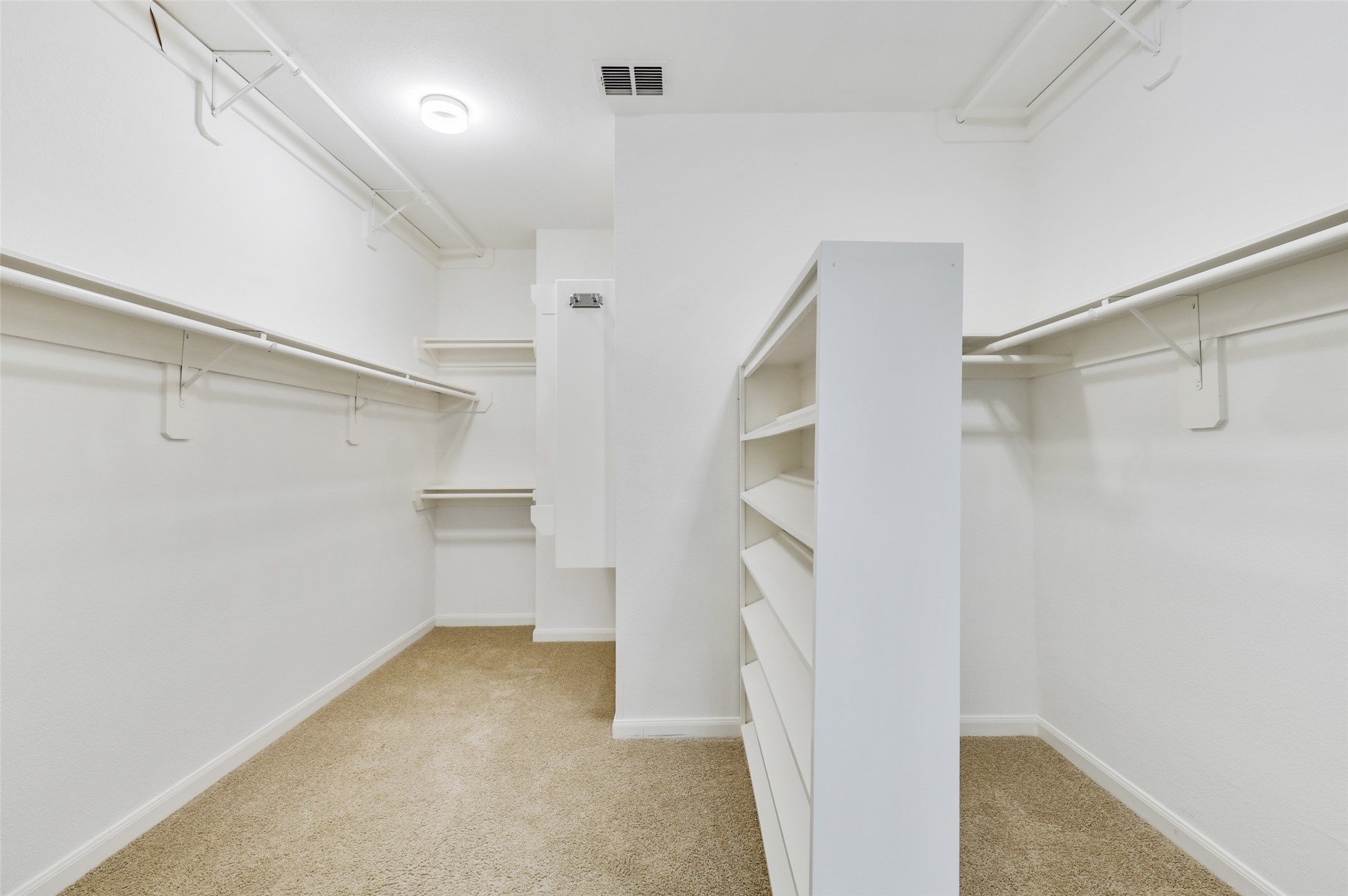 1007 W Bluff Street Fort Worth TX 76102