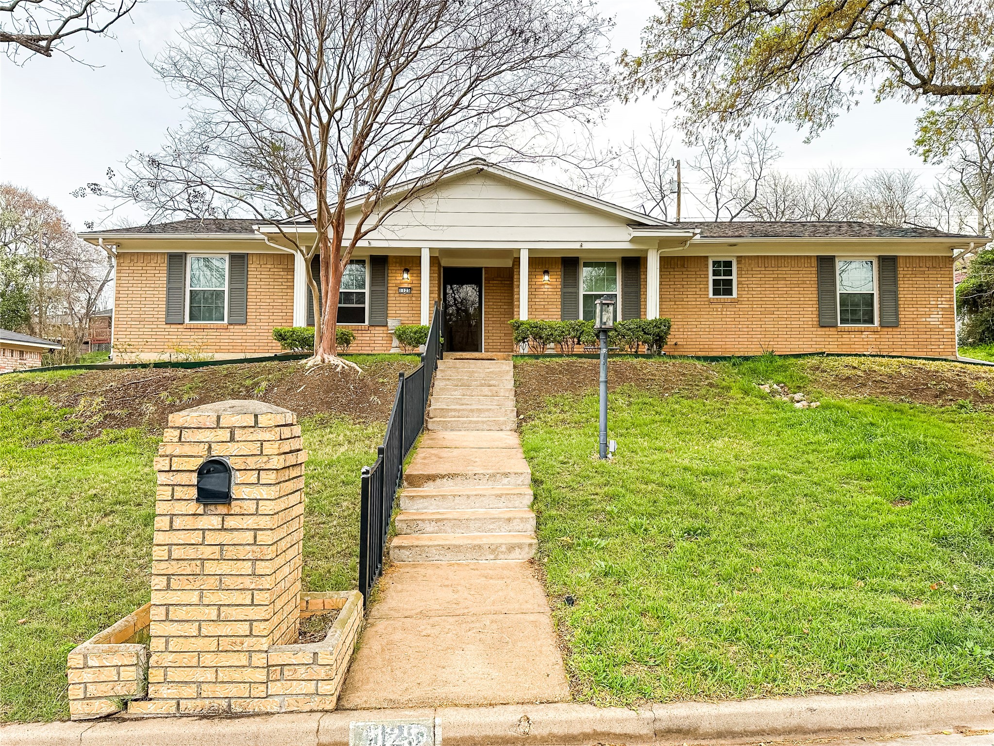 1125 Wedgewood Drive Woodway TX 76712