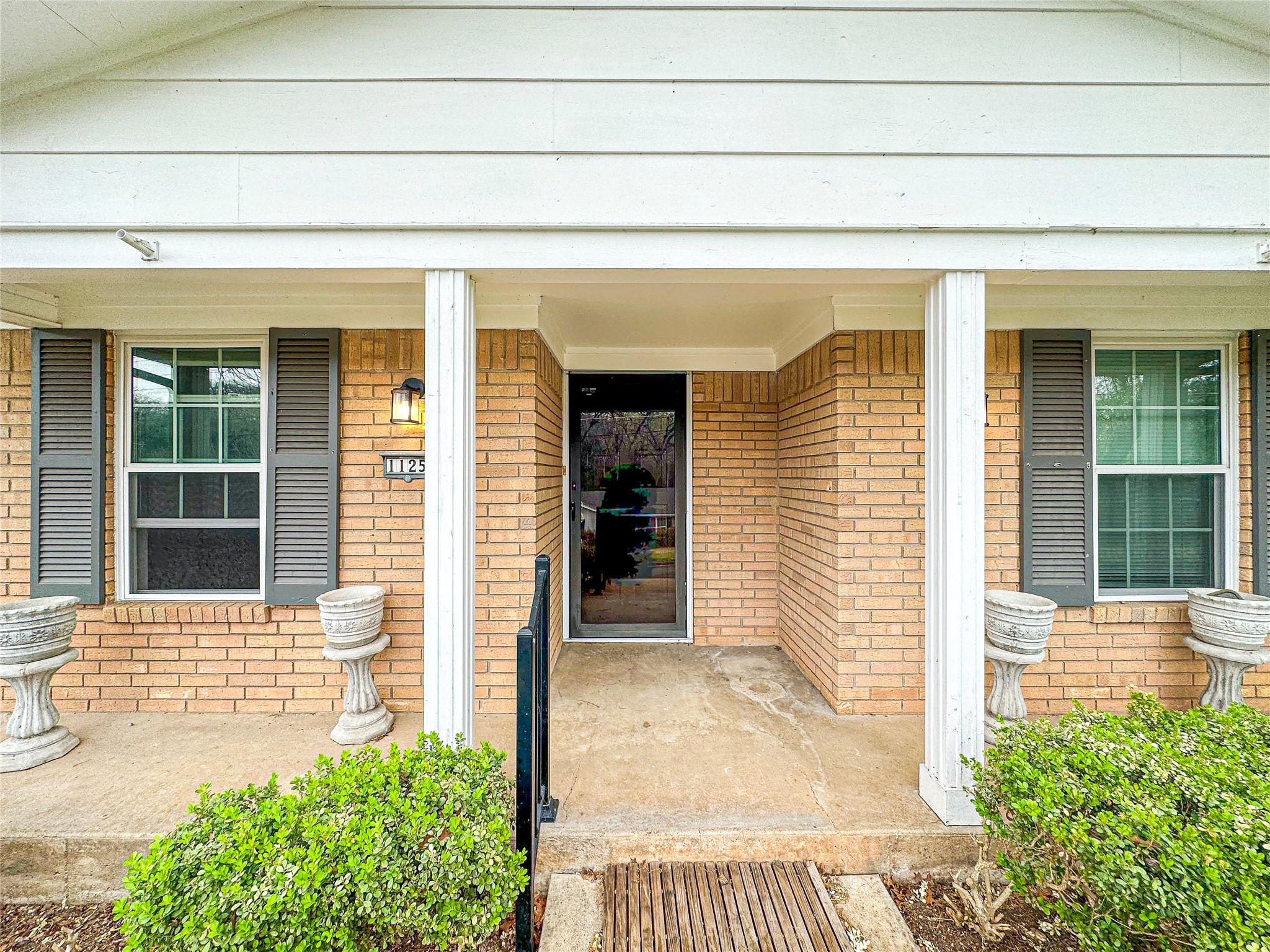 1125 Wedgewood Drive Woodway TX 76712