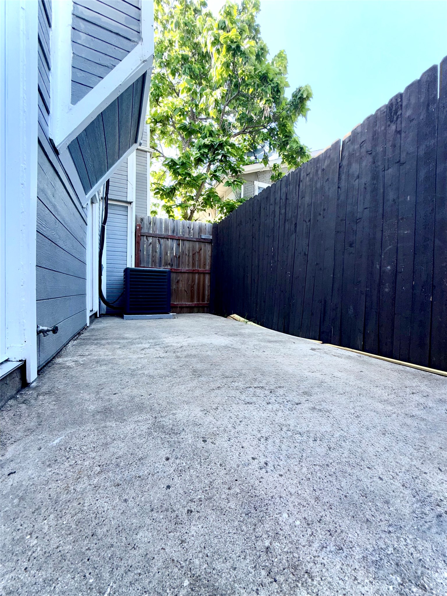 4626 San Jacinto Street Dallas TX 75204