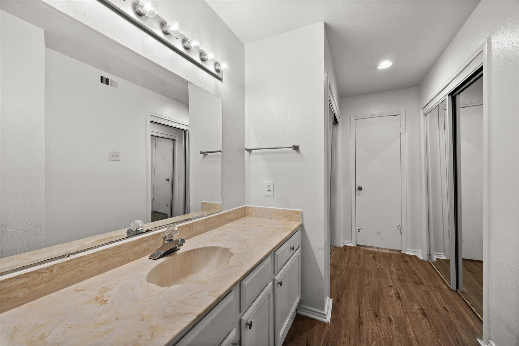 5902 Marvin Loving Drive Garland TX 75043