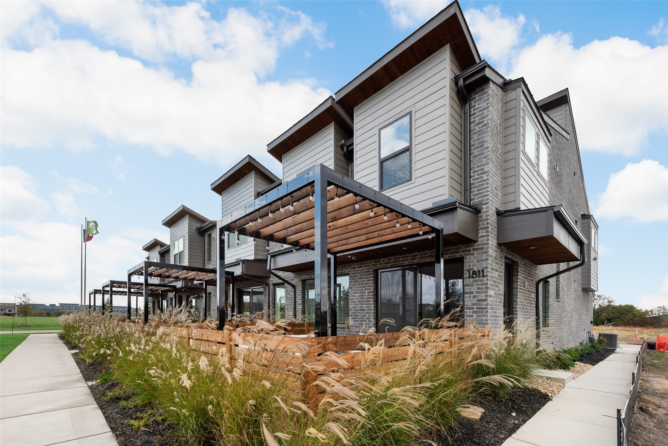 1811 Parkview Melissa TX 75454